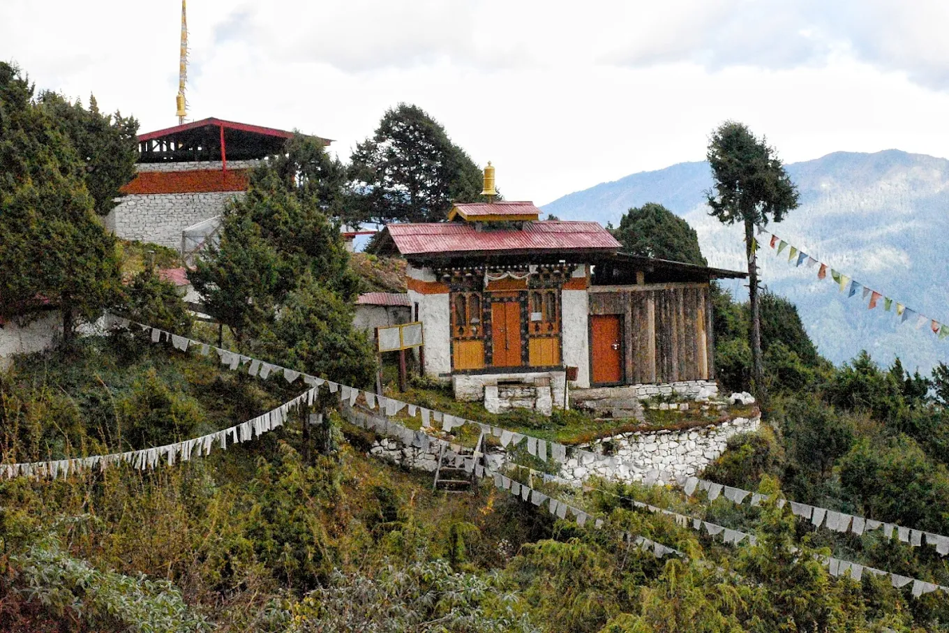Visit the Phajoding Monastery in Thimphu, Buthan ཕ་ཇོ་ལྡིང་།