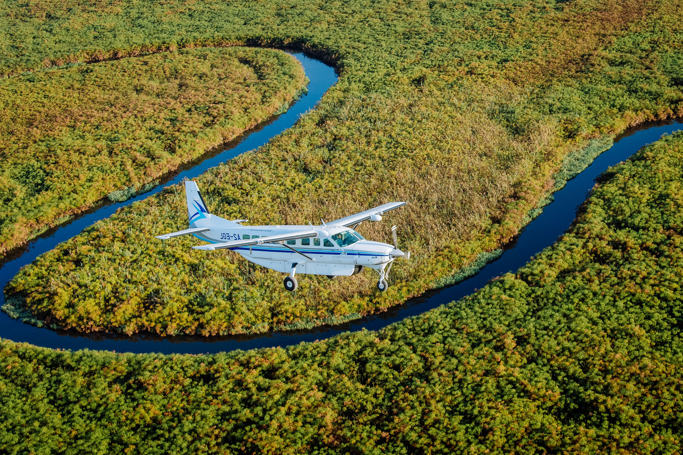 Fly between Botswana’s highlights with exceptional savings