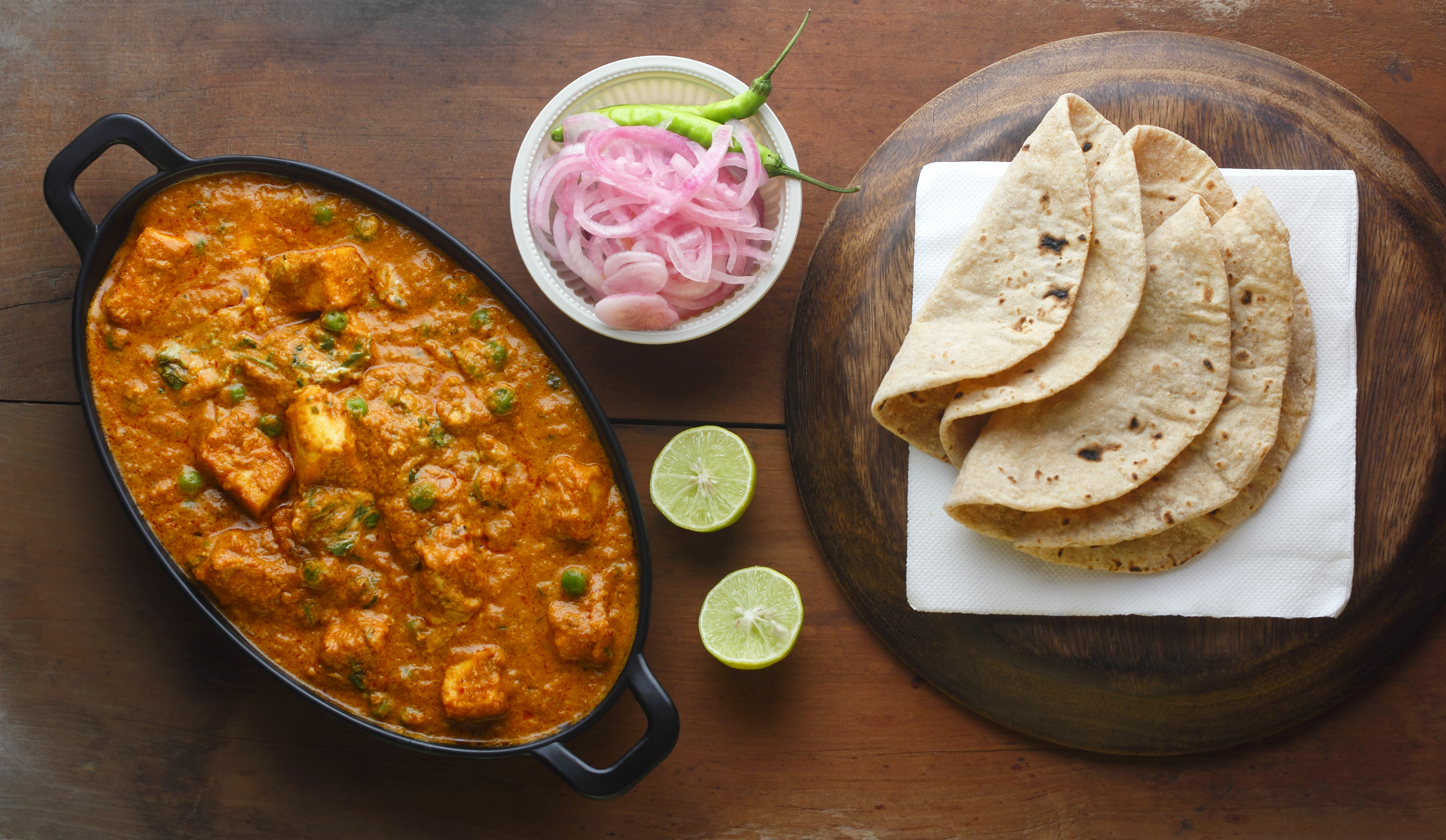 Dine on handmade rotis in a Galle rice paddy