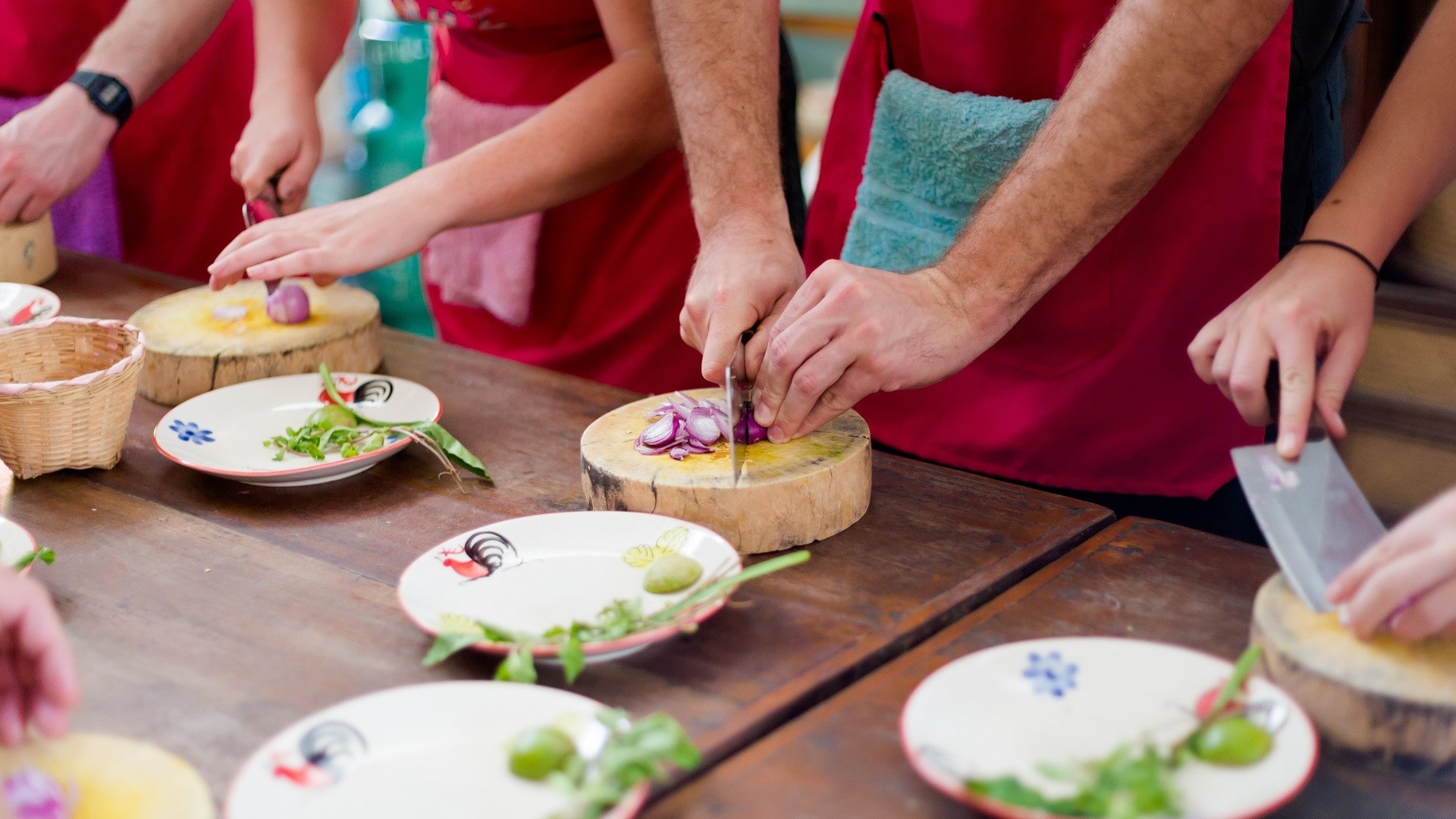 Try a home style Thai cooking class in Chiang Mai