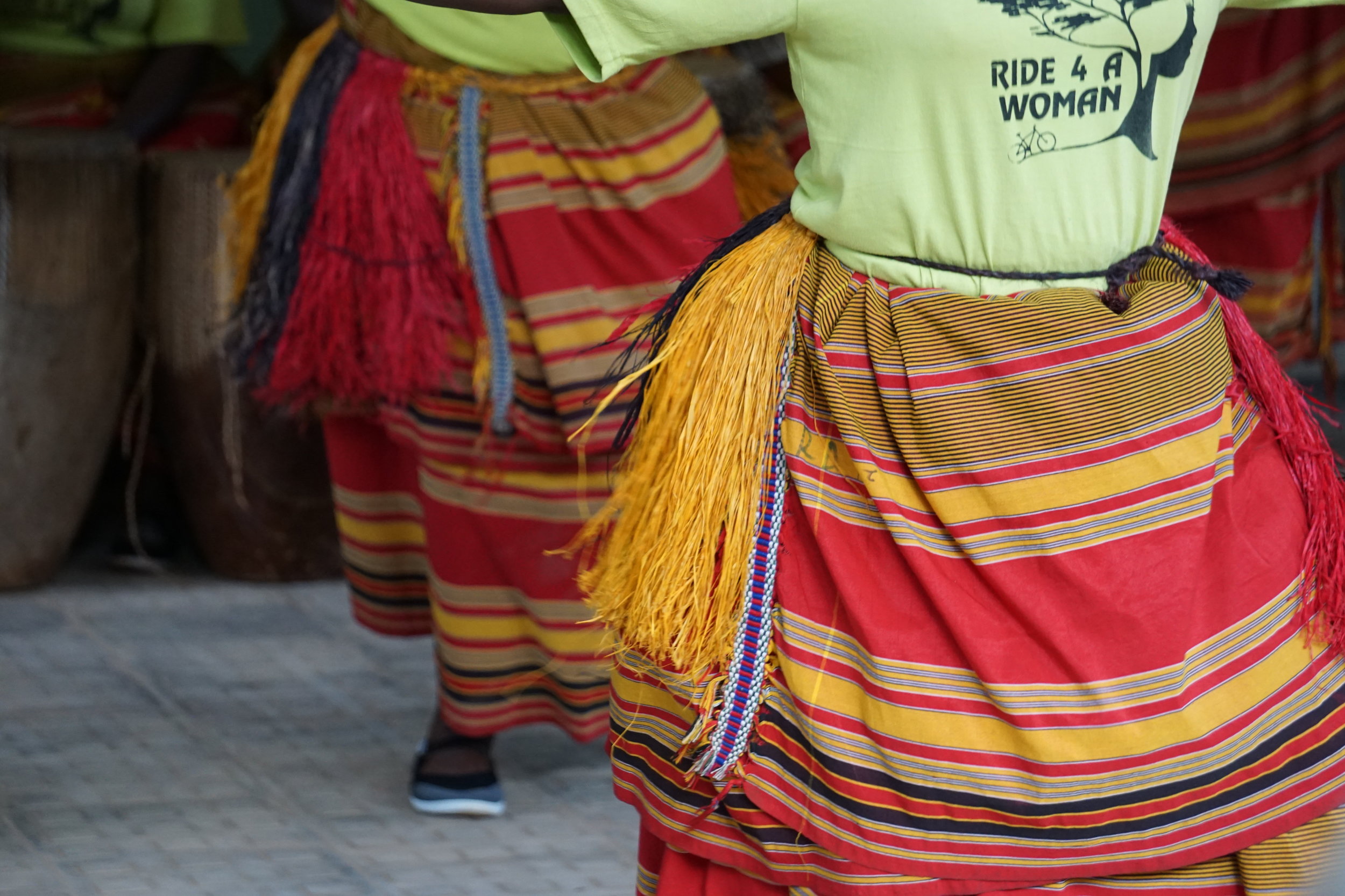 Learn how to do 'The Kiga Dance' in Bwindi