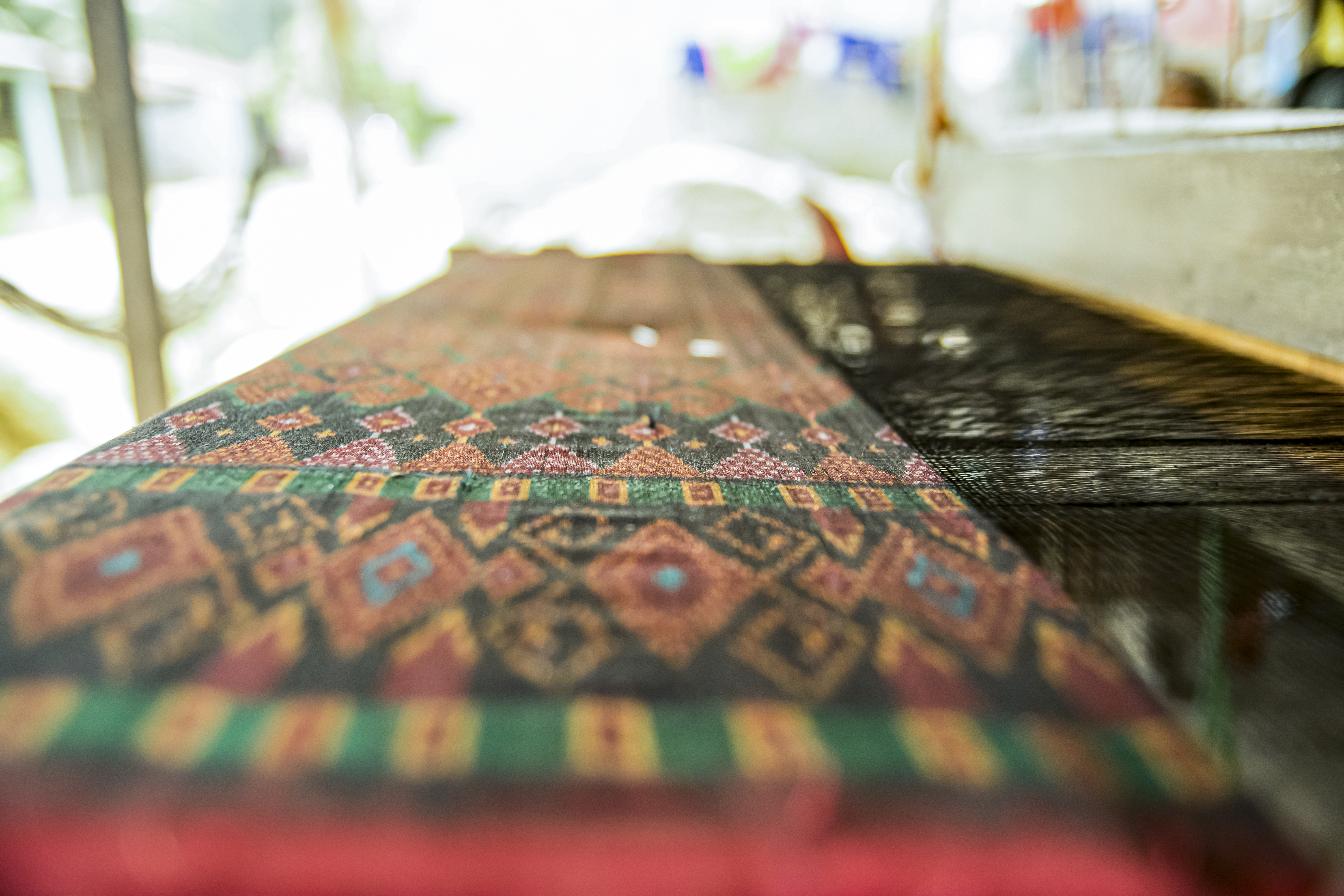Learn about local textile weaving in Mai Chau