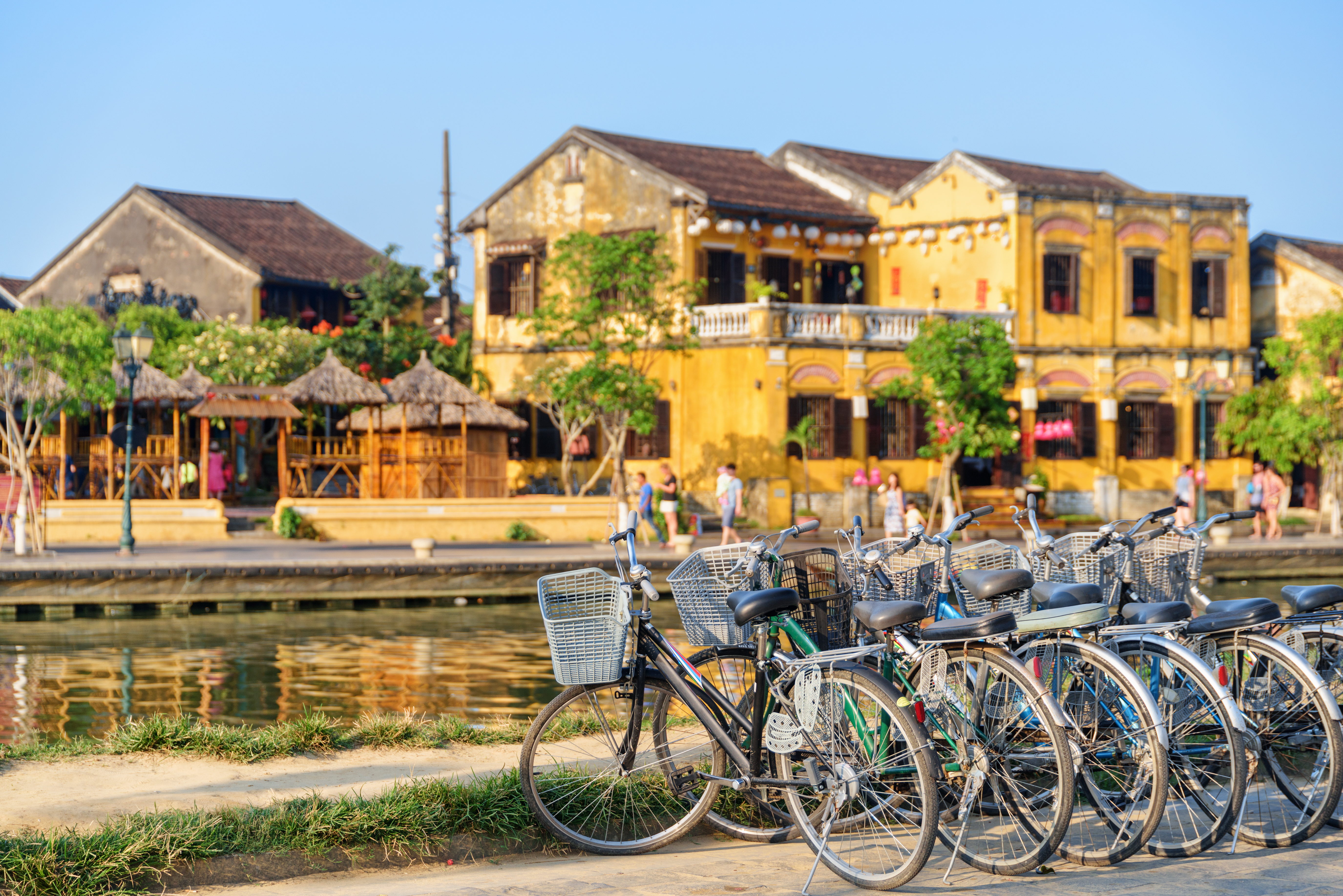 See the sights of Hoi An by bike