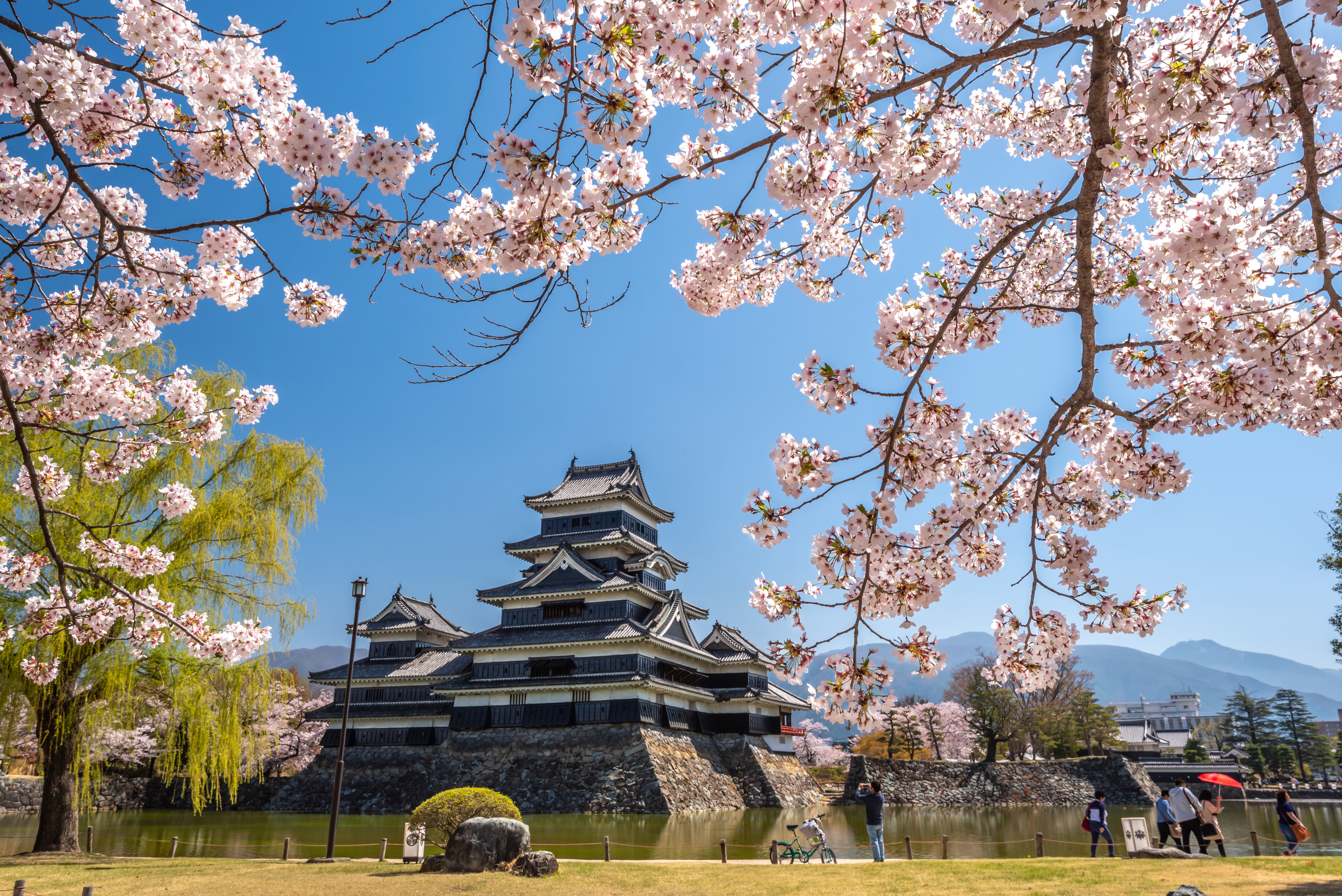 Visit the pristinely preserved Matsumoto Castle | Timbuktu Travel