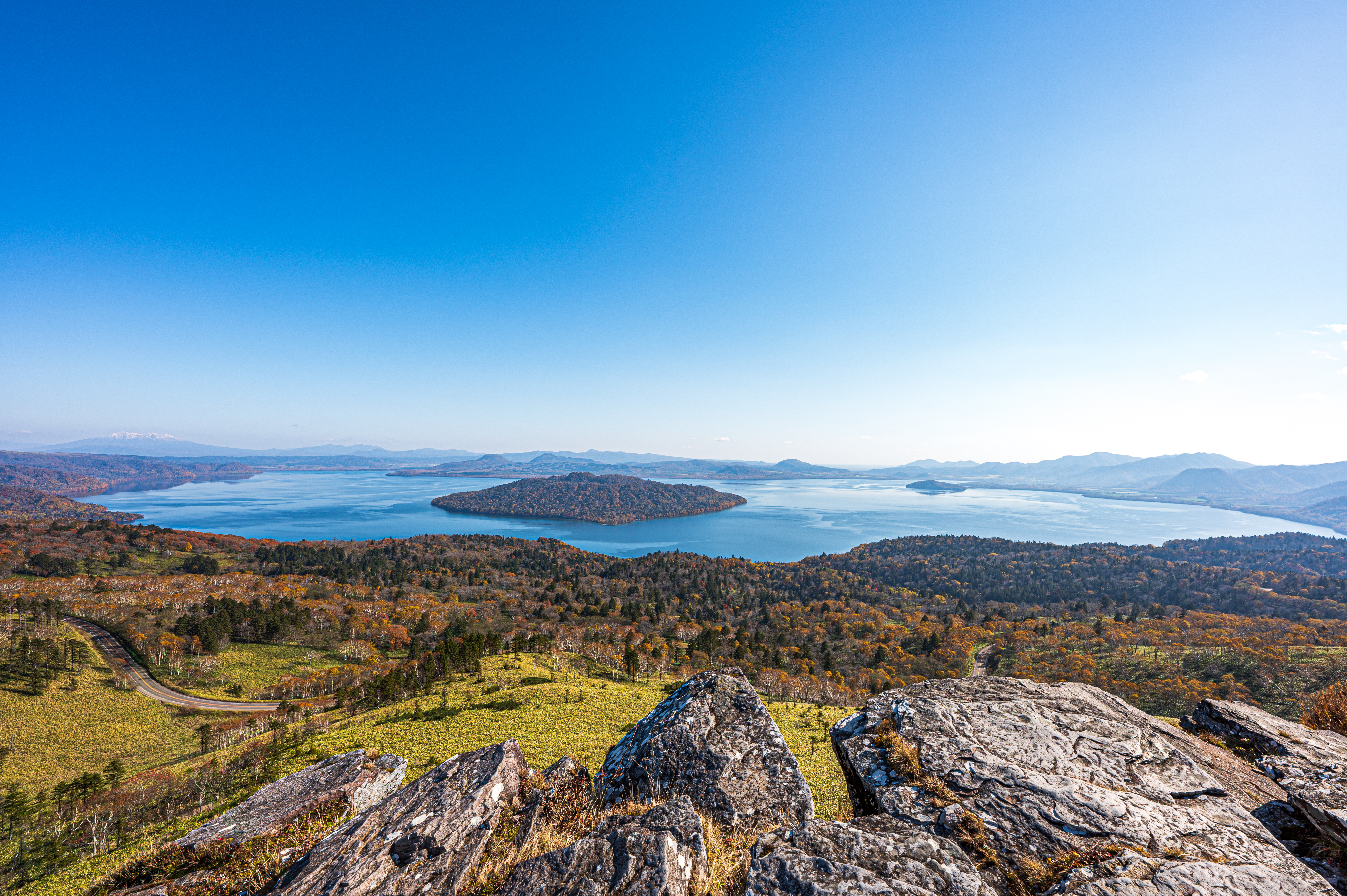 See the natural beauty of Akan-ko National Park