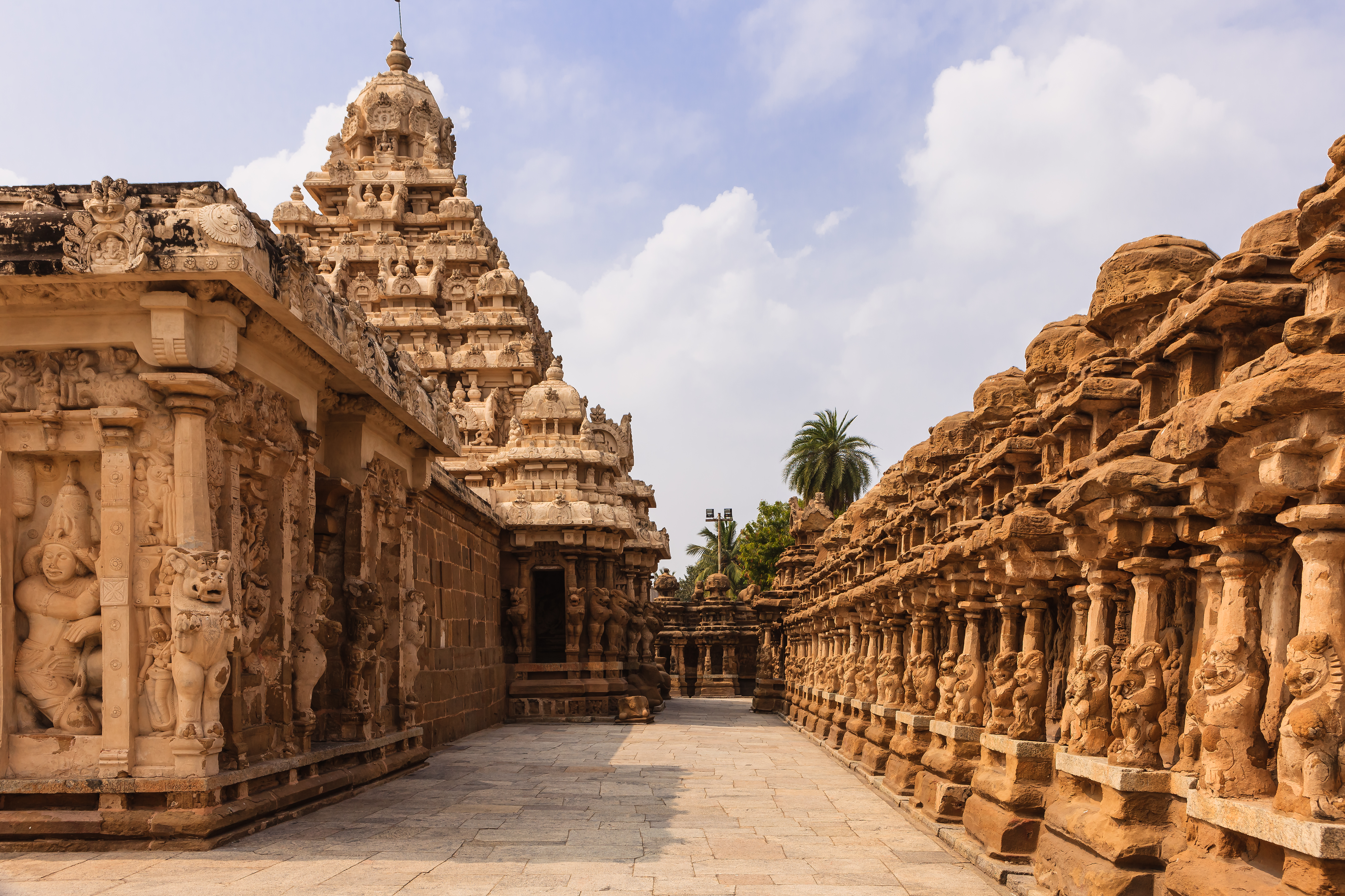 Explore the ancient city of Kanchipuram 