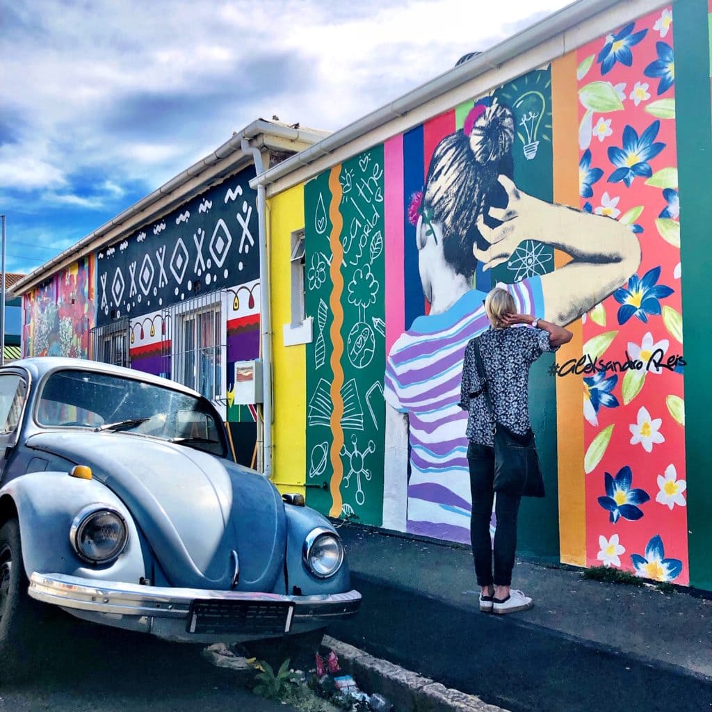 Explore the galleries of Cape Town on an art tour 