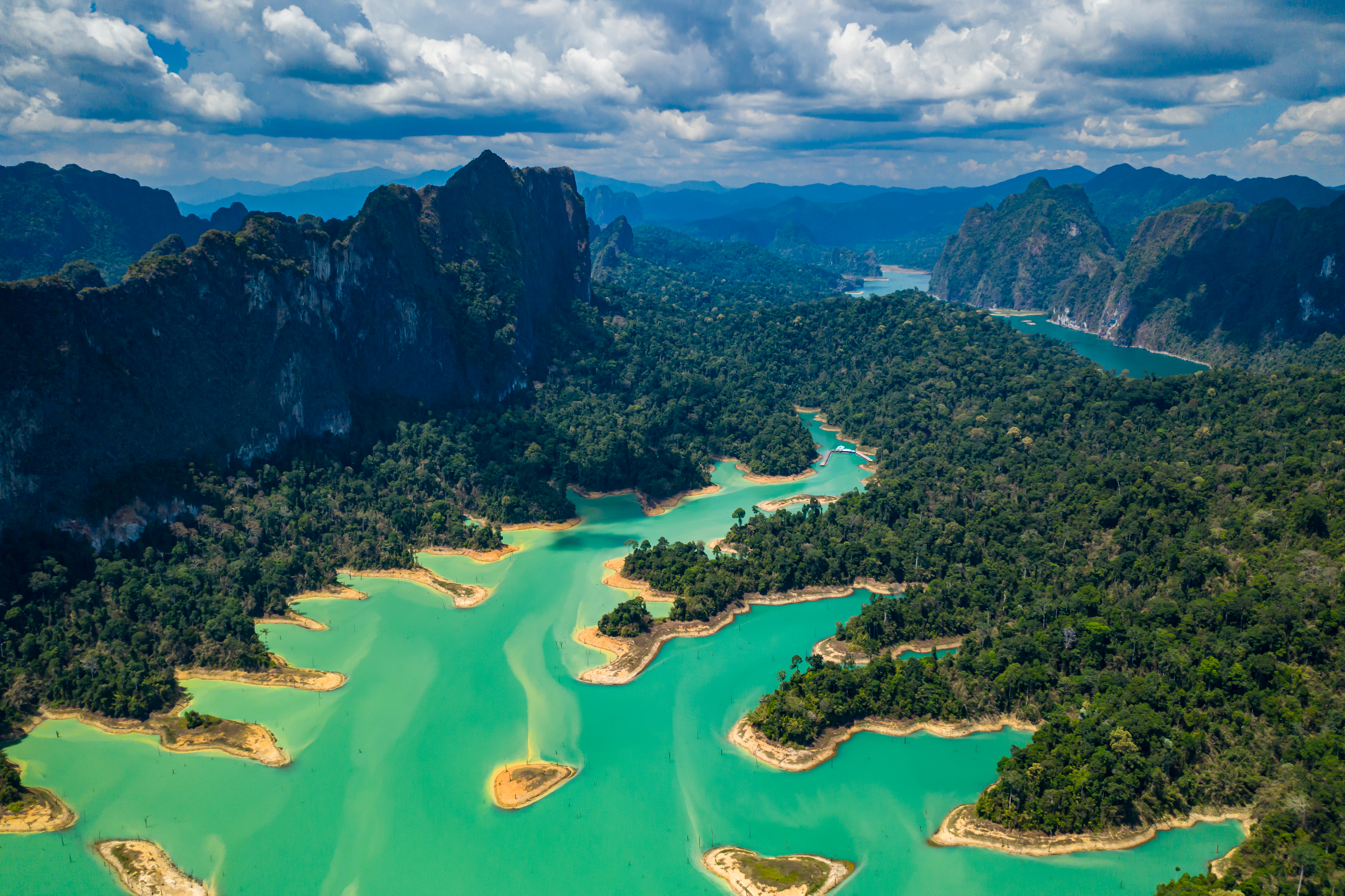 Enjoy a Khao Sok Lake Tour from Khao Lak 