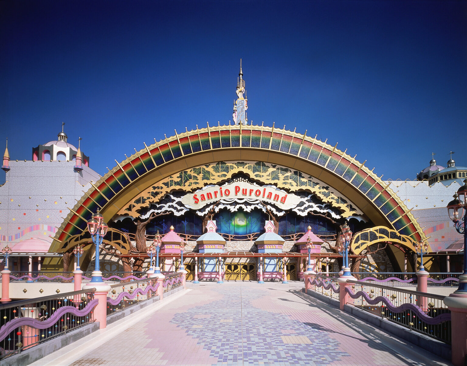 Explore the Sanrio Puroland Theme Park in Tokyo
