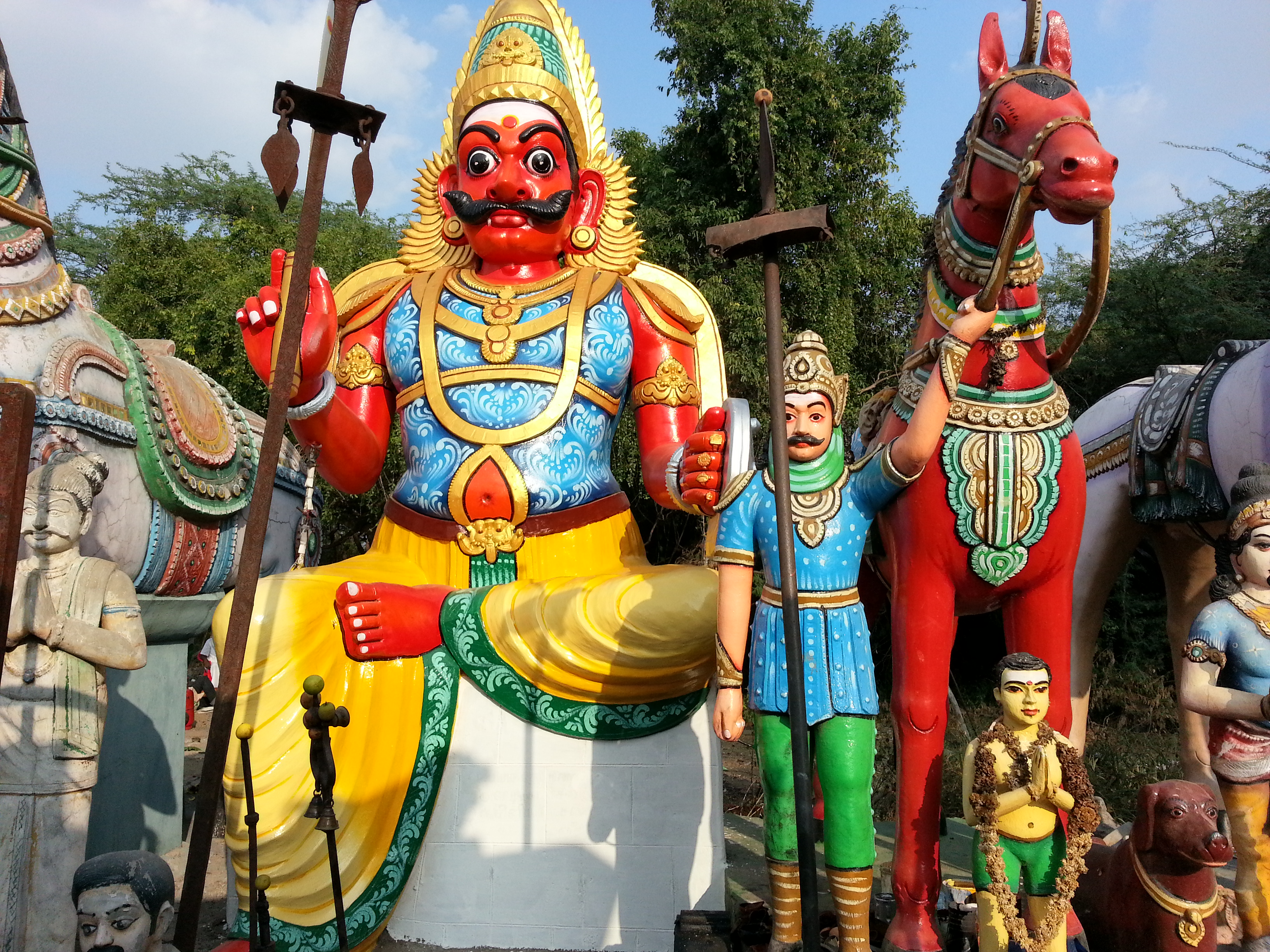 Meet Lord ayyanar, The protector of the villages 