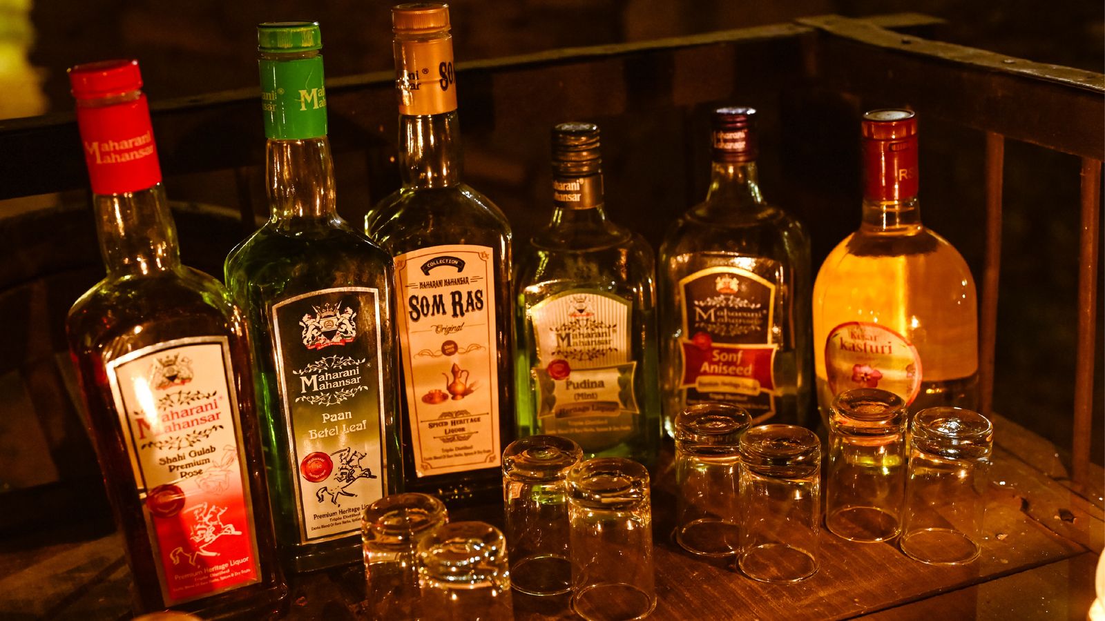 Try the local tobacco & liquor tasting experience