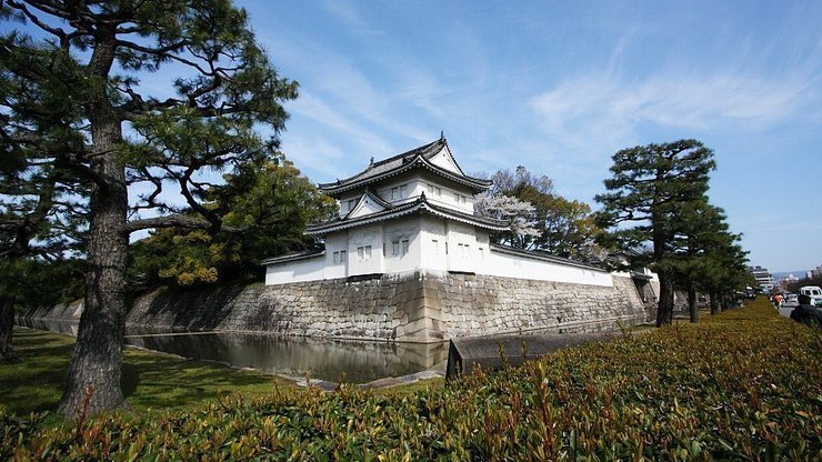 Visit the Nijo Castle,a Former Imperial palace