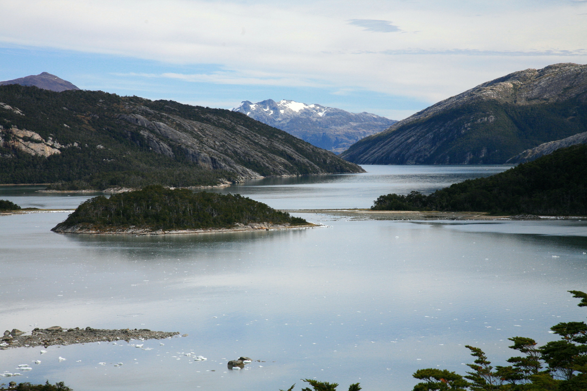 Sail along Guadramiro Fjord