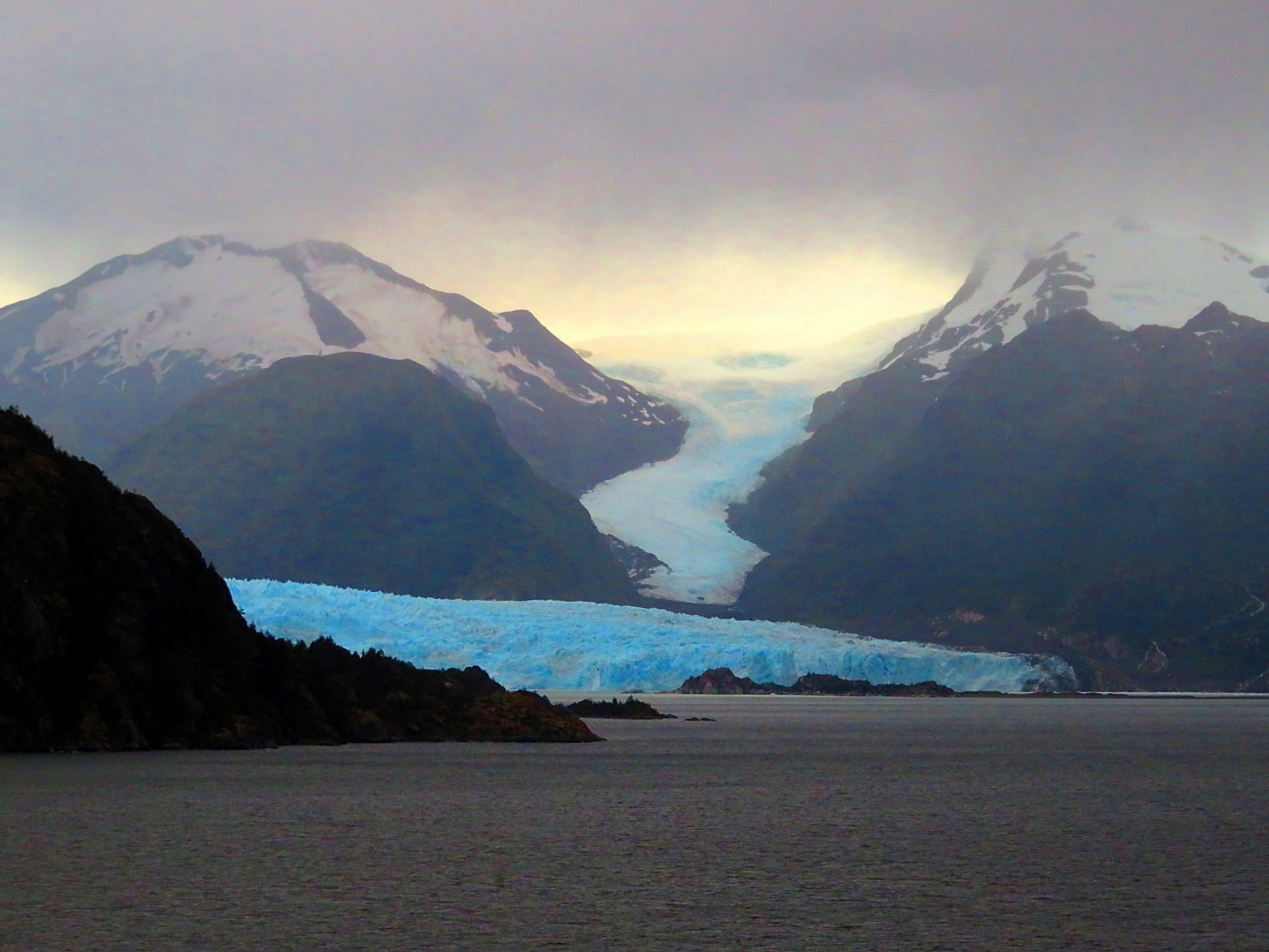 Visit Amalia Glacier