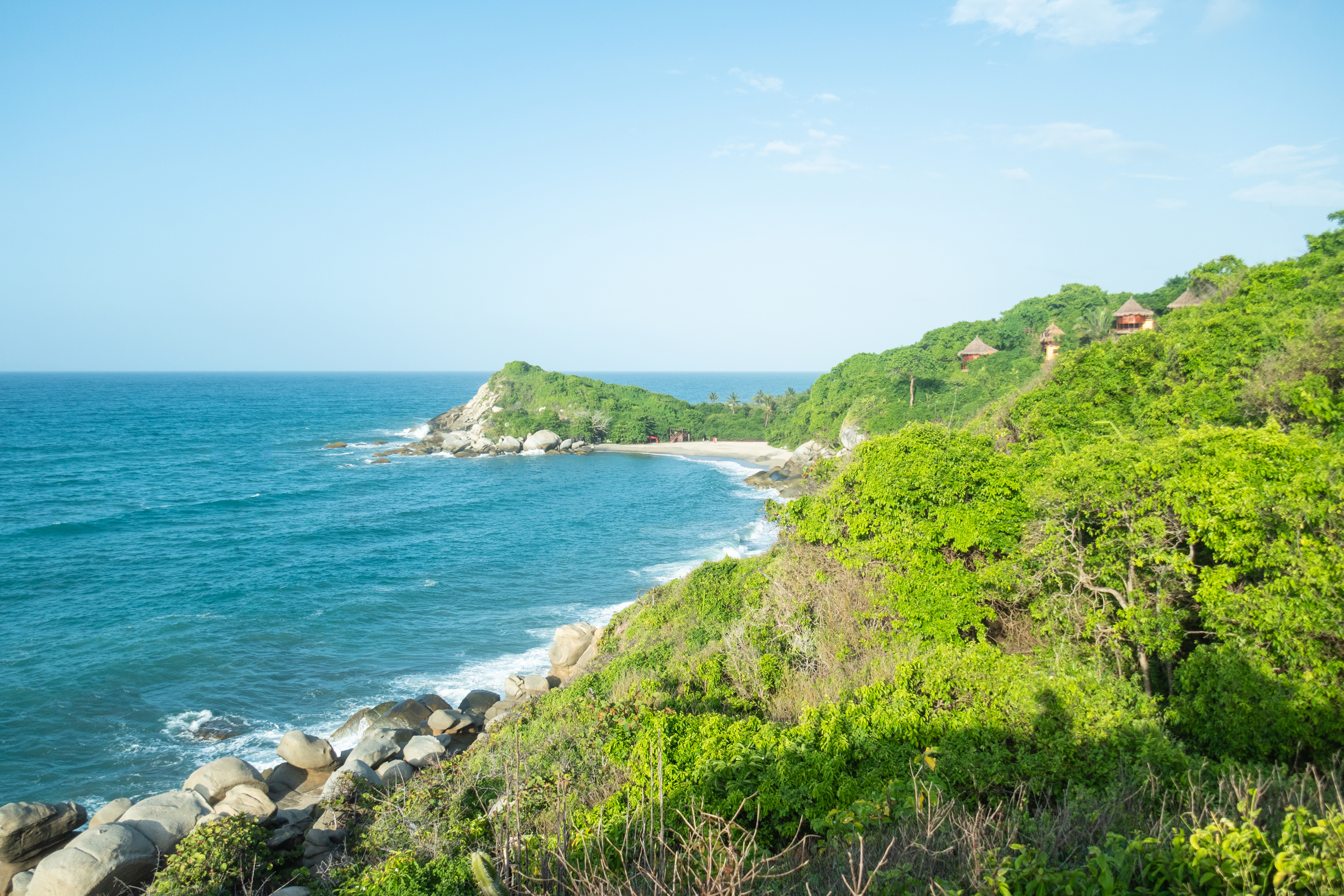 Discover the white sandy beaches of Tayrona NP