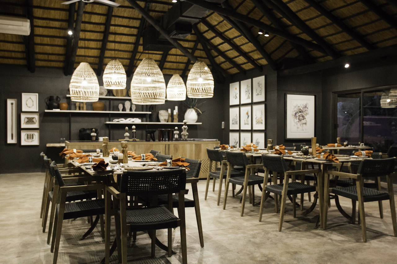 MalaMala lies strategically sandwiched between the Kruger National Park and The Sabi Sand Reserve