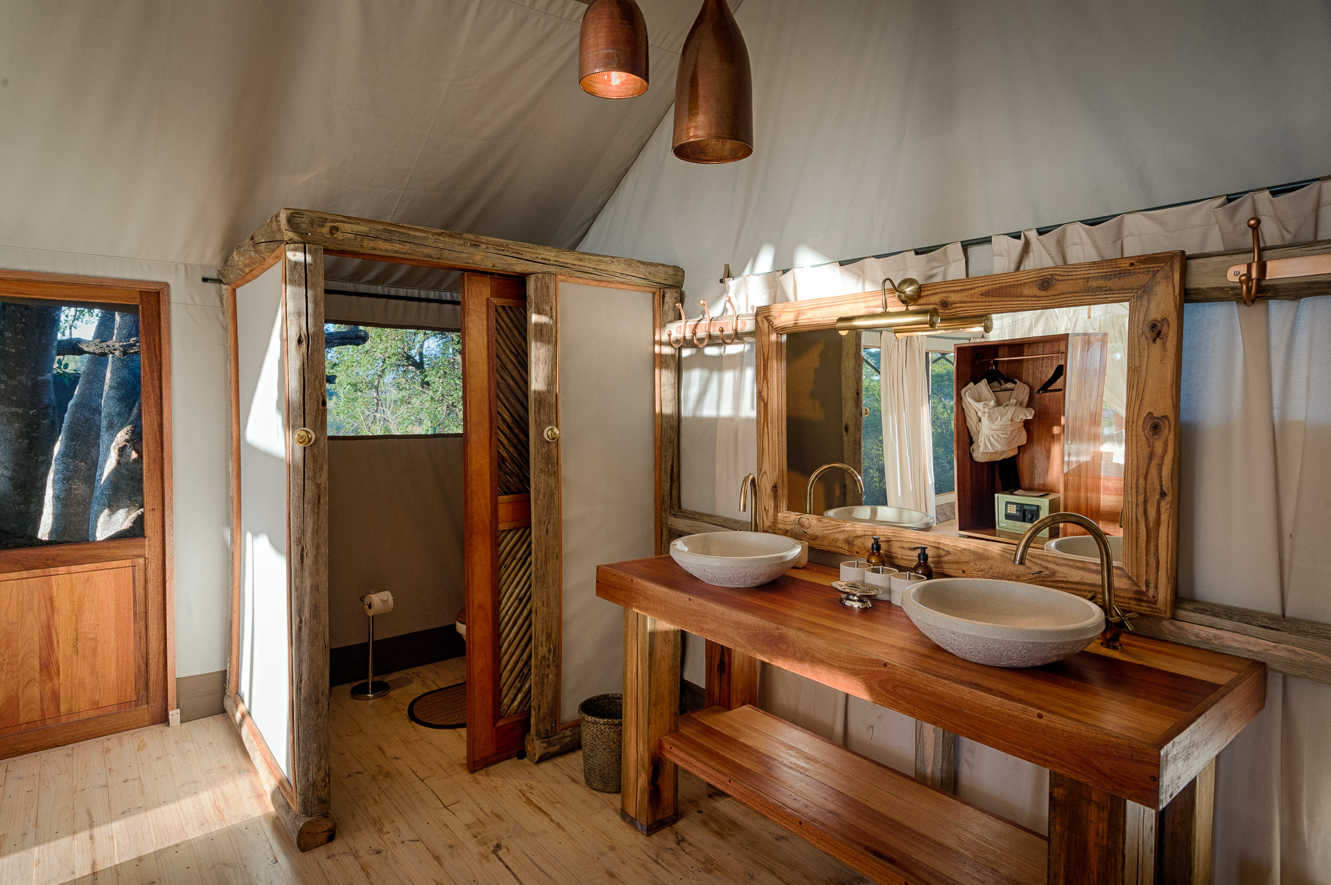 Guest tent bathroom