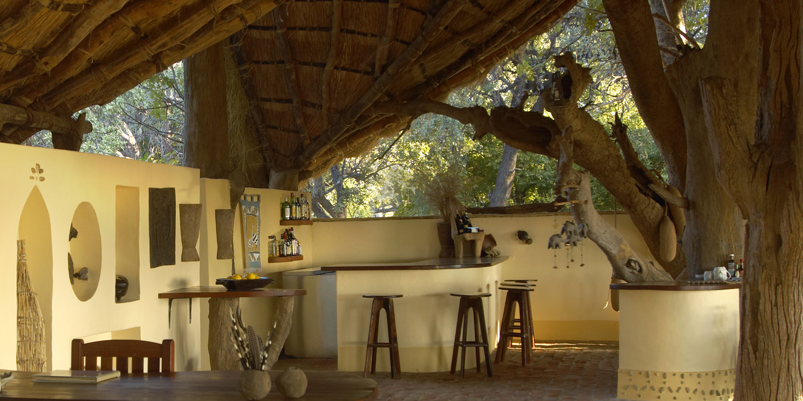 Bar and communal area