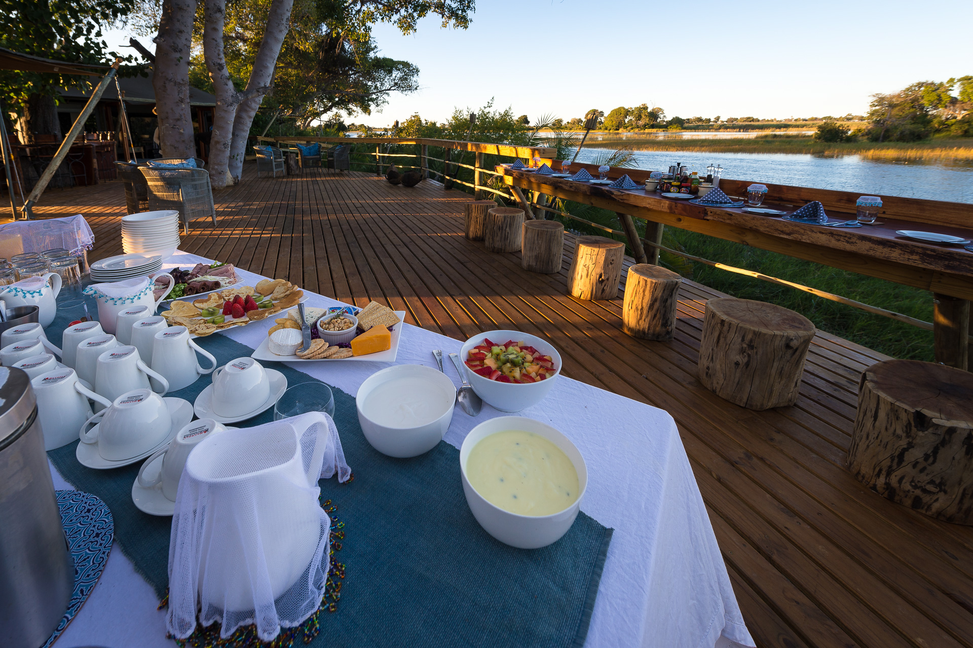 Fresh and delicious brunches served on the viewing deck 
