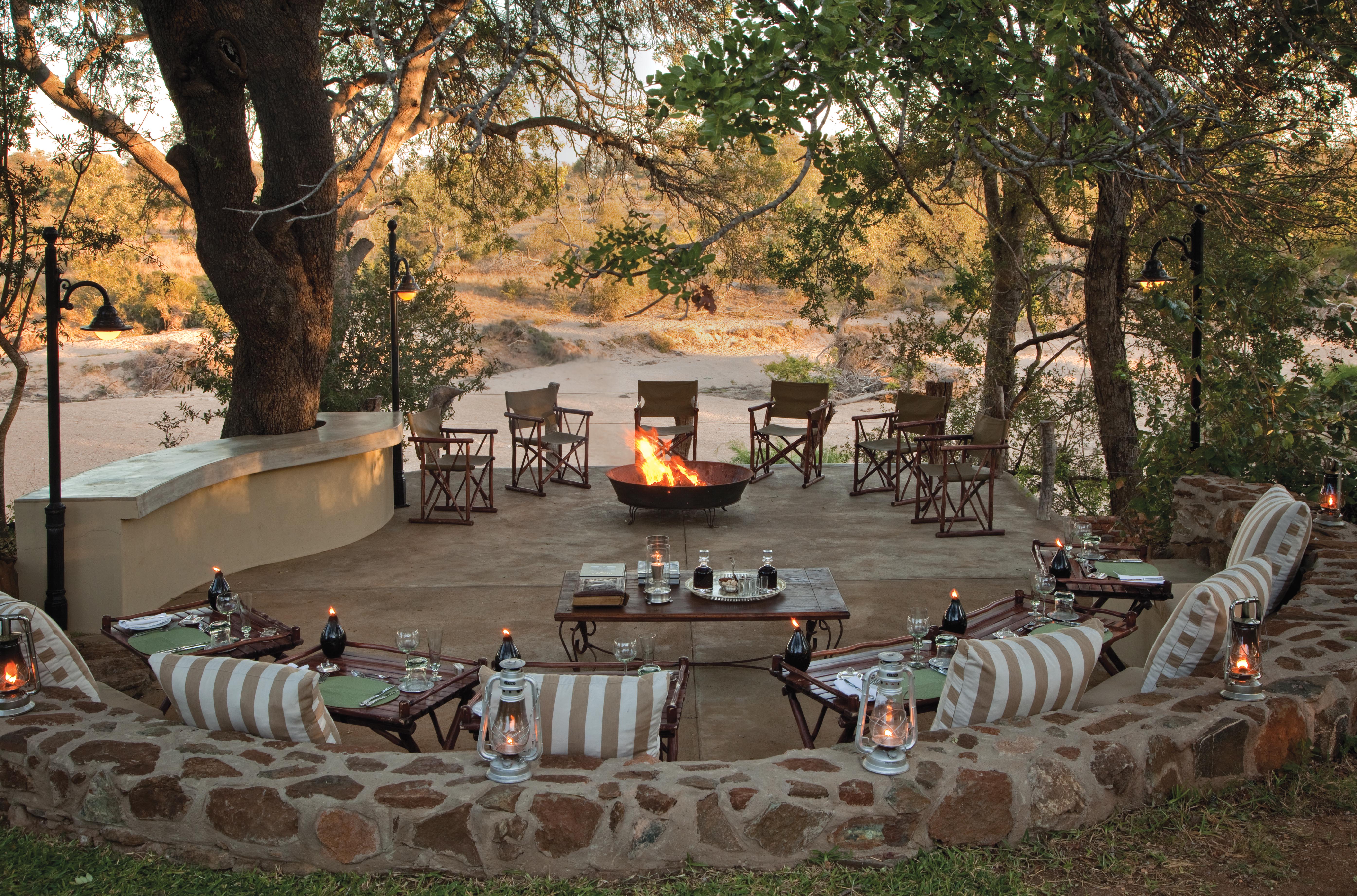Boma overlooking the riverbed at Waterbuck
