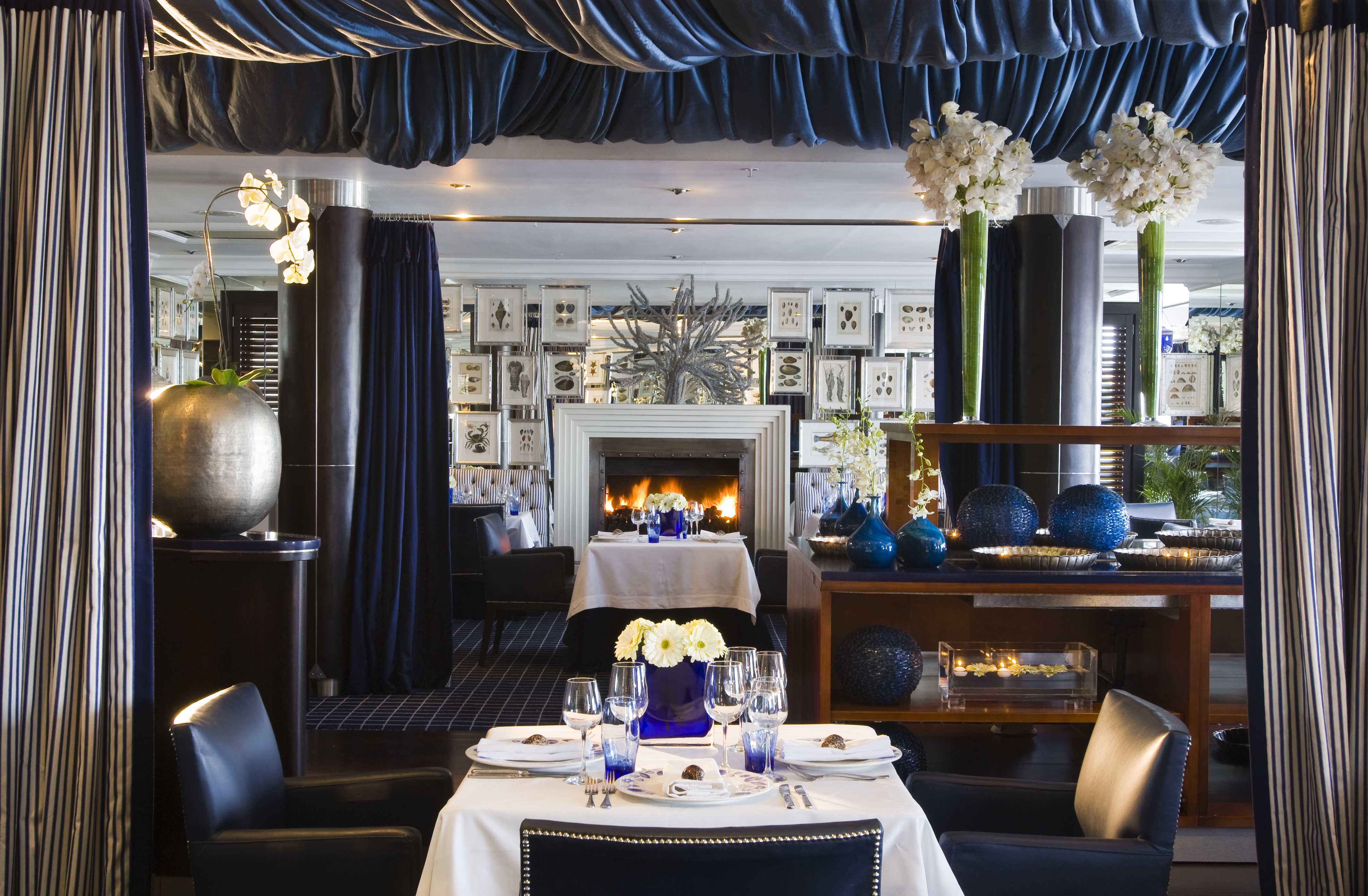 Serves Breakfast, Lunch and Dinner