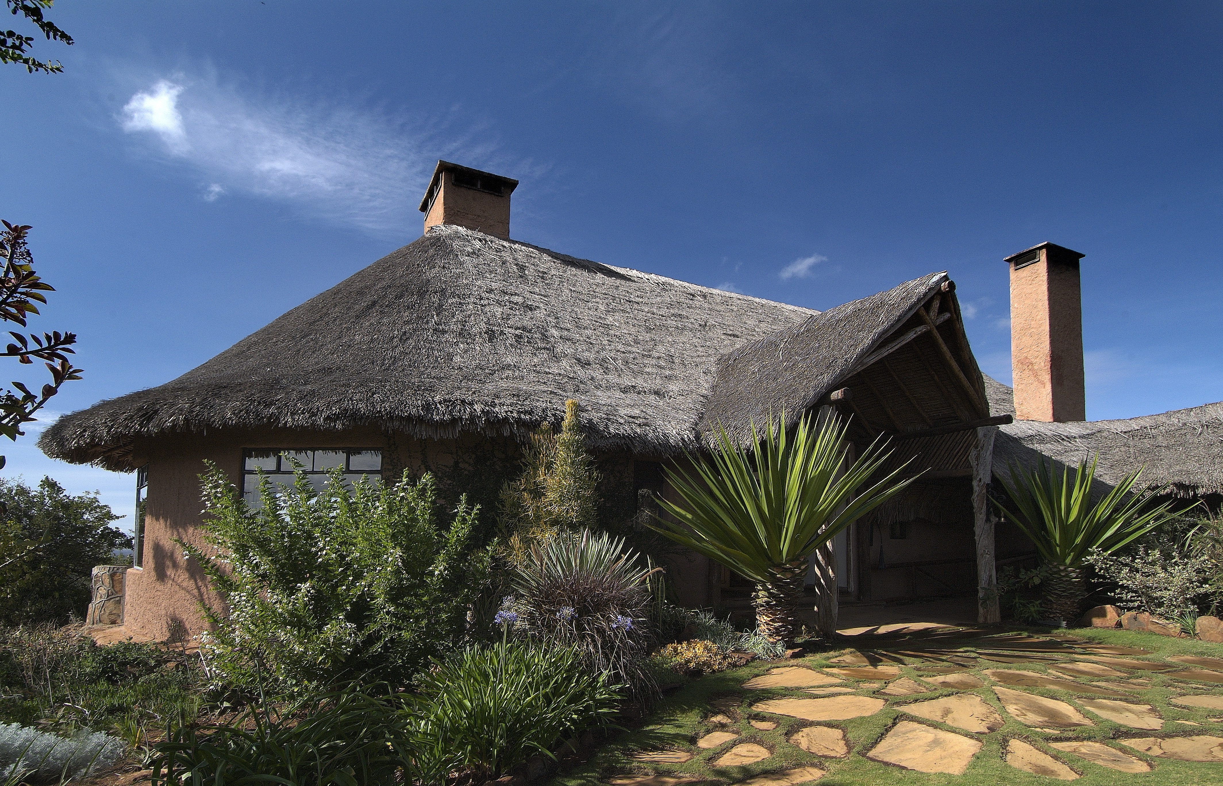 A shot of the Mutamaiyu house during the day.