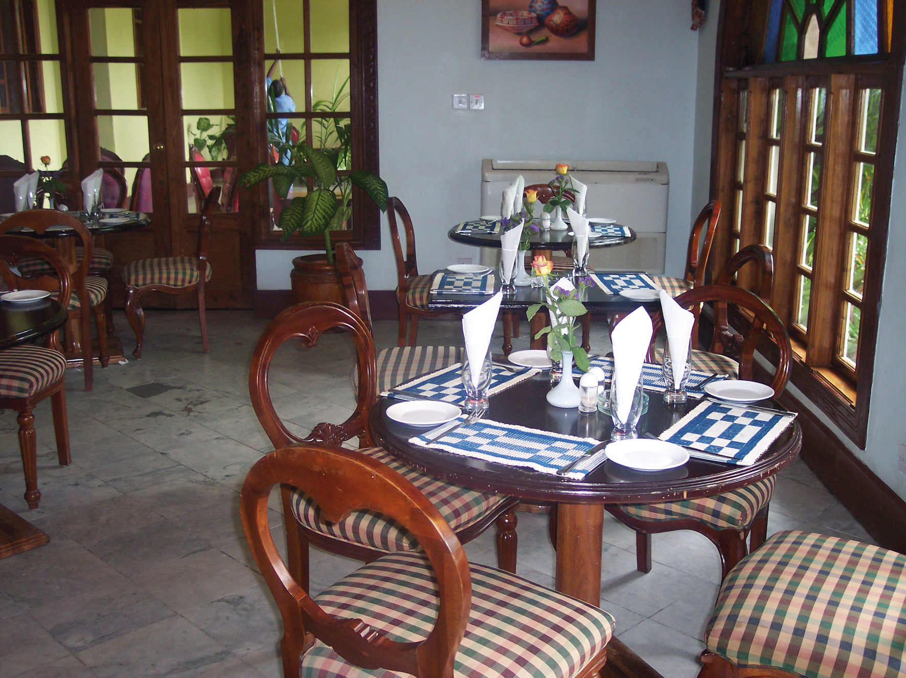 Our LangiLangi Restaurant Seats up to 70 guests, open for breakfast, lunch and dinner.