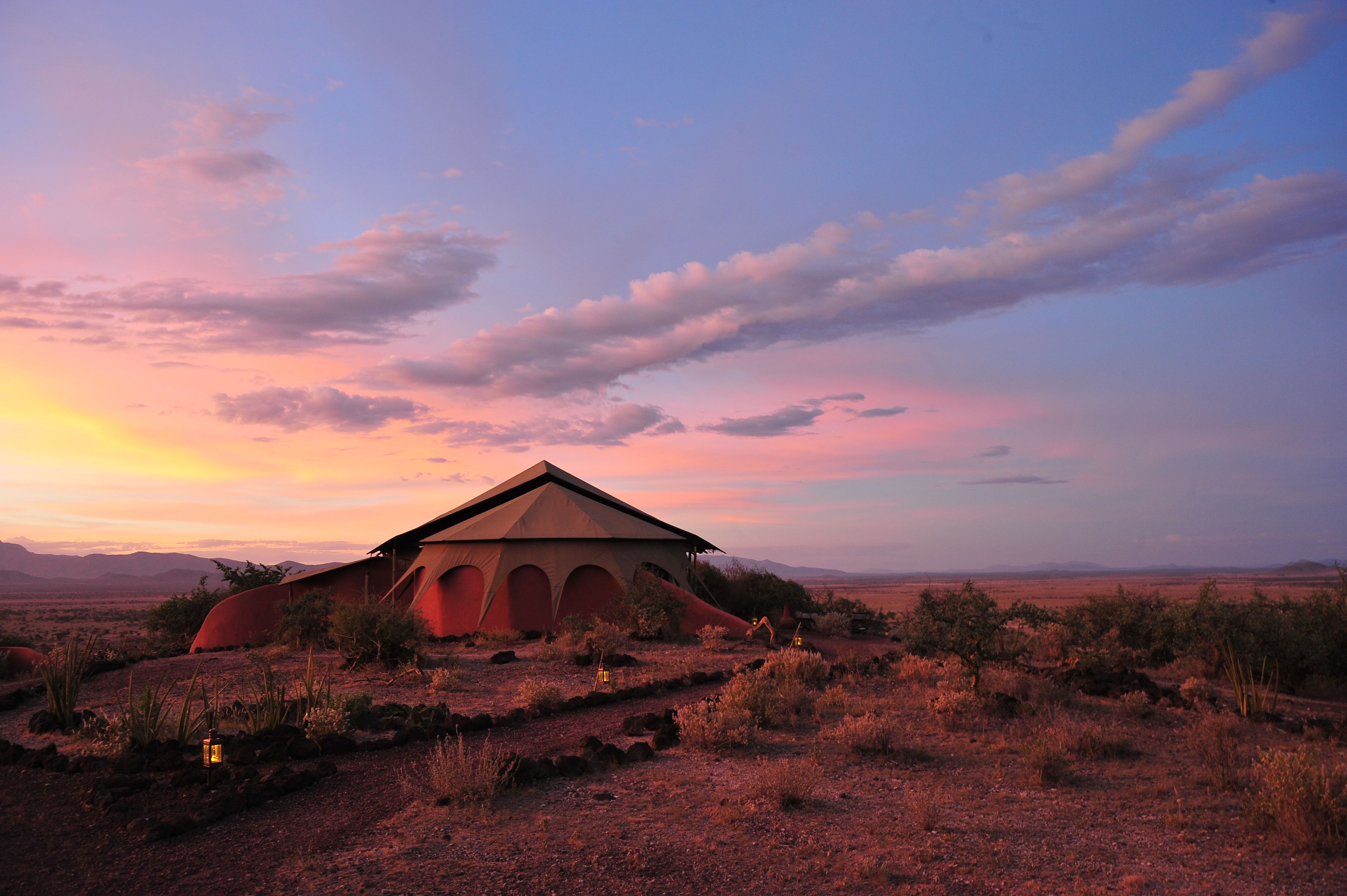 Shu'mata Camp is located on a hill far away from civilization in the midst of  traditional Maasai Land. 'Shu'mata' in Maasai language means 'above' or 'heaven'.