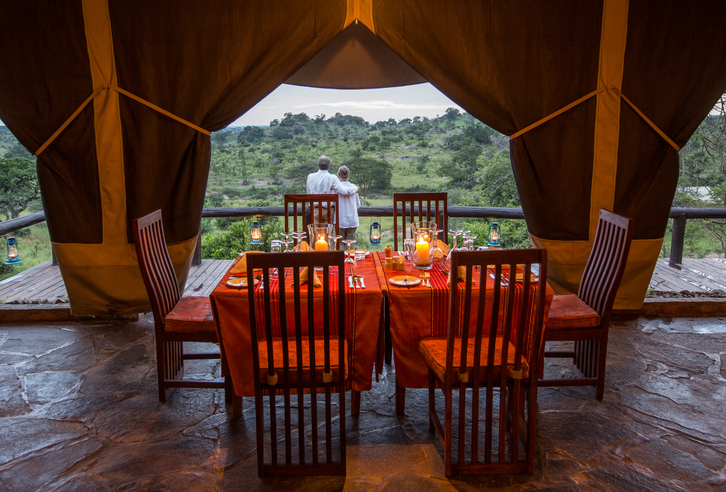 Dining tent with wide balcony and views over the kopje and plains