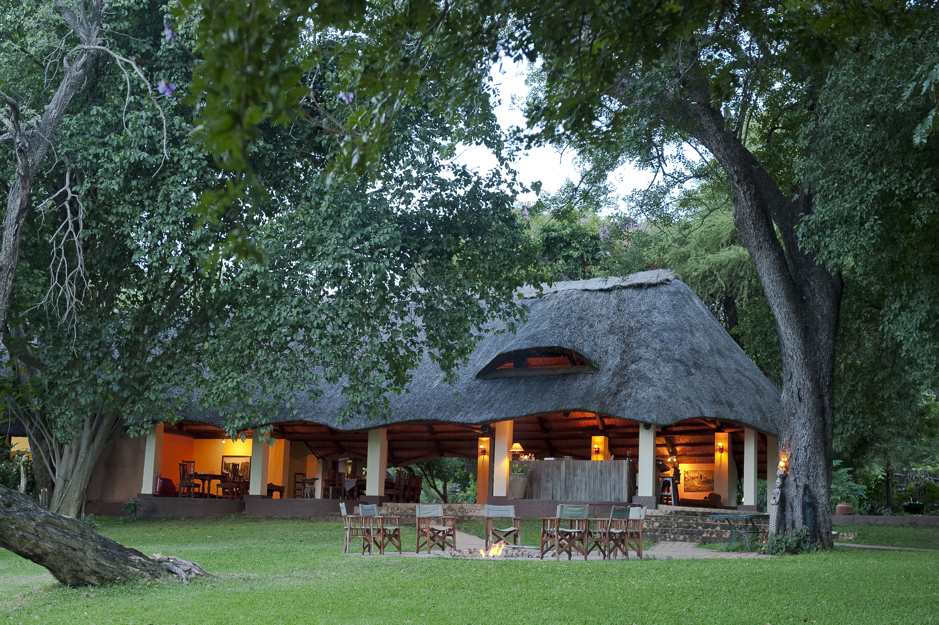 The main Lodge is a charming thatched structure, consisting of a lounge, dining room and bar area.