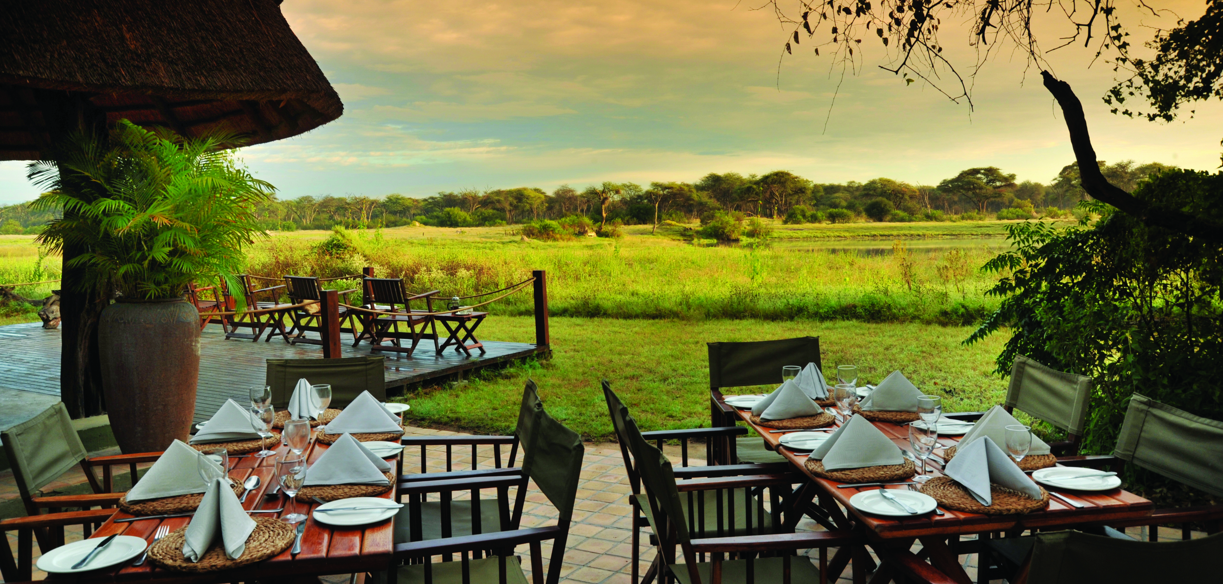 Alfresco Breakfast with breathtaking views at The Hide