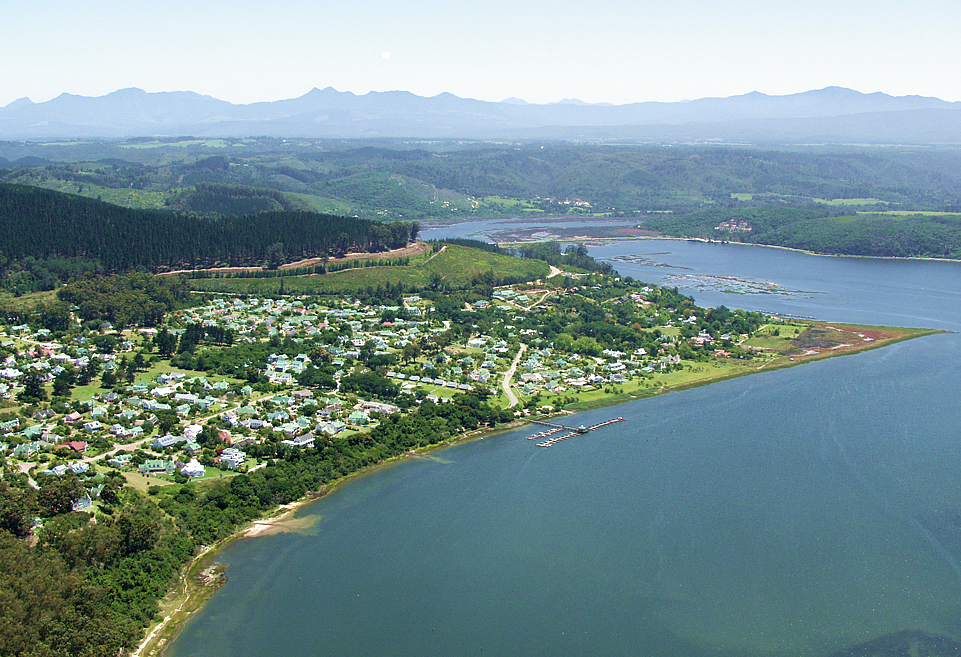 Belvidere lies at the western end of Knysna's lagoon