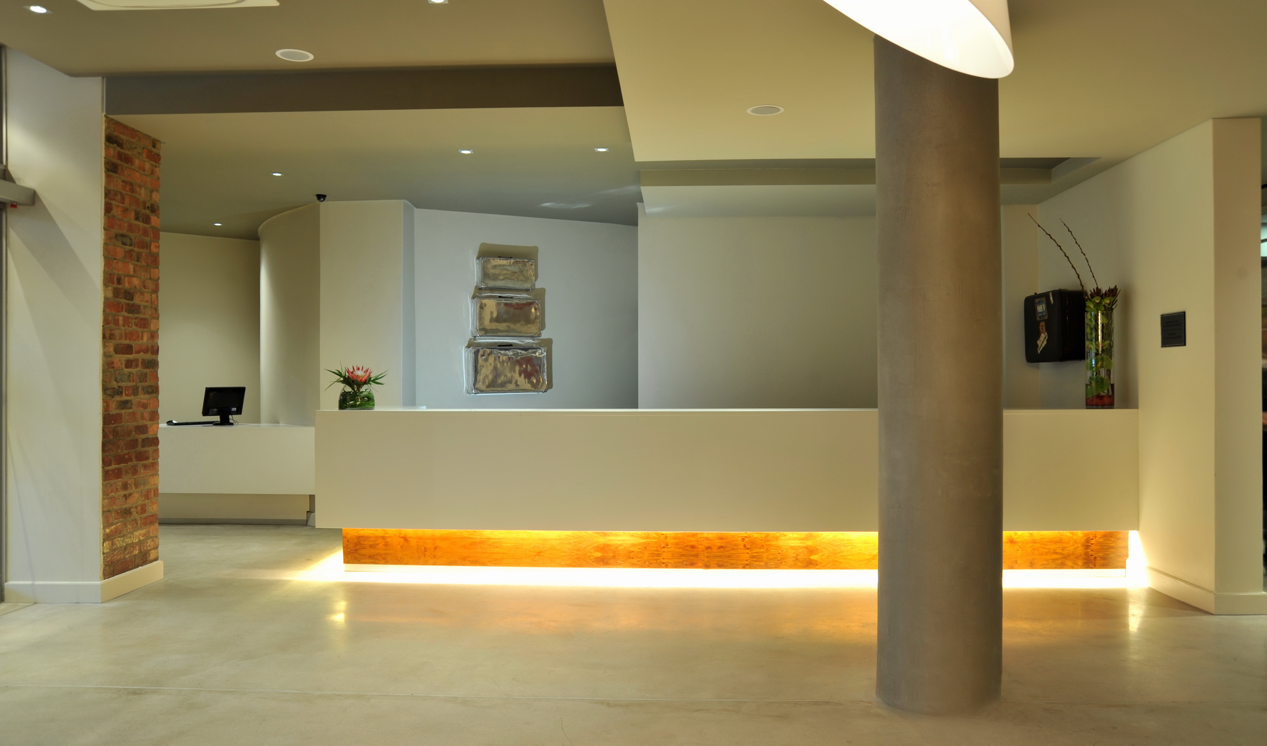 Protea Hotel Victoria Junction Waterfront is a creative, urban hotel situated near the V&A Waterfront and Green Point Stadium. 