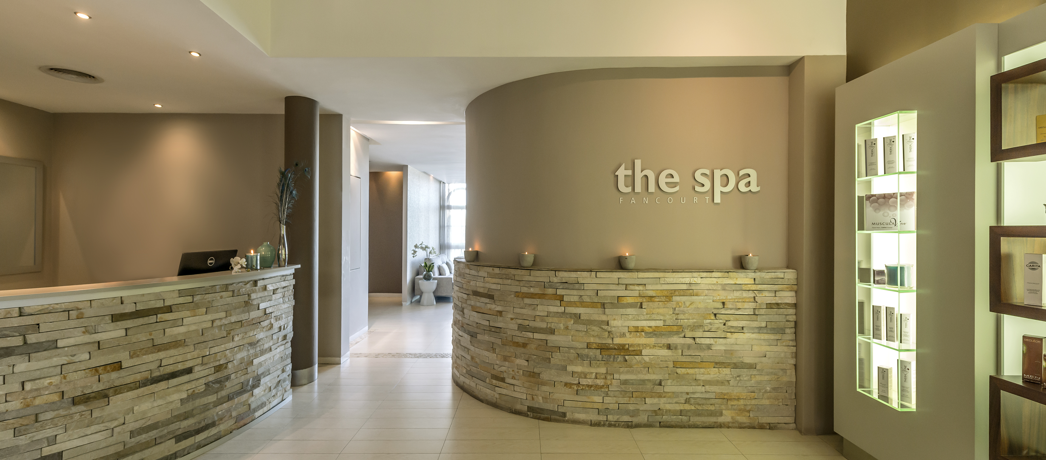 Rejuvenate and energise your body and mind.  The luxurious Fancourt Spa offers complete relaxation in the most tranquil setting.  Unwind with a hot stone massage or enjoy a swim in the heated Roman Bath.  All the facilities you could want are available, including a steam room, sauna, Jacuzzi and tepidarium.