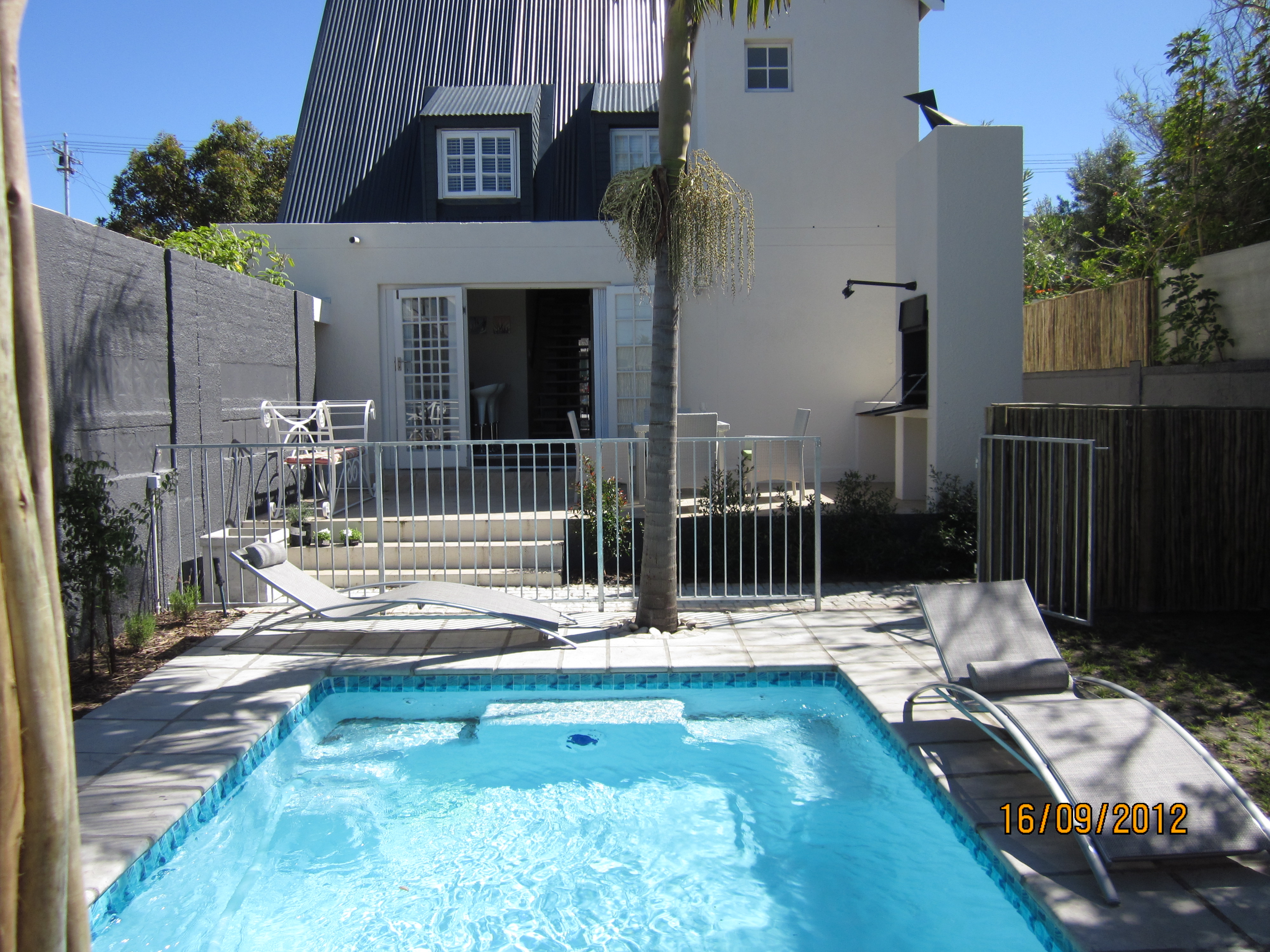 Quainton Cottages, Hermanus | Timbuktu Travel