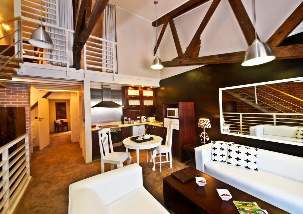 3A - Chic Contrasts Suite