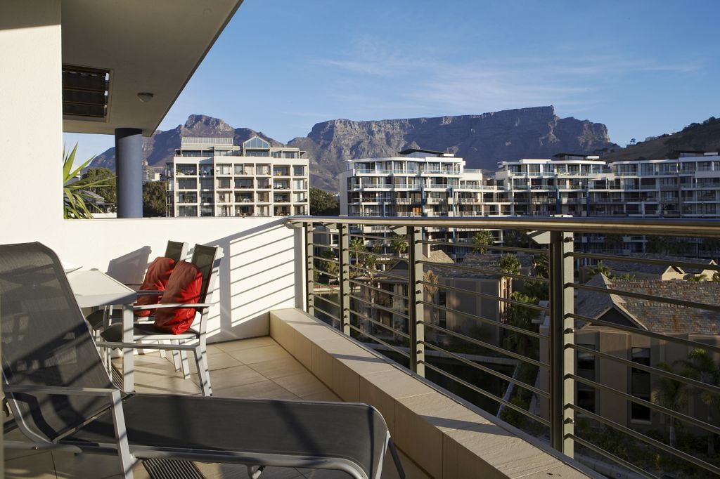 Pembroke 403 Waterfront Apartment, Cape Town | Timbuktu Travel