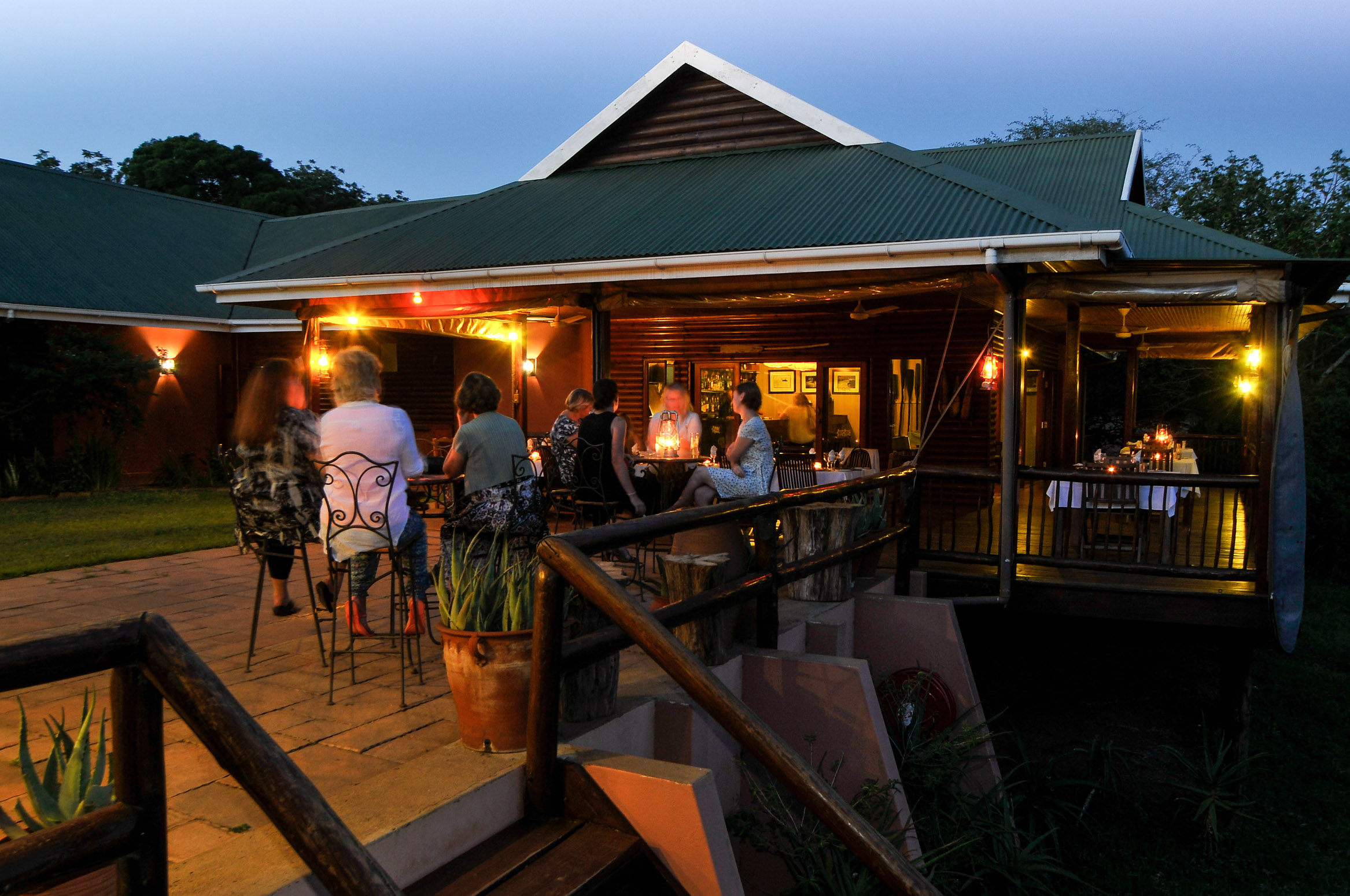 Main Lodge_Pre-drinks & Dinner time