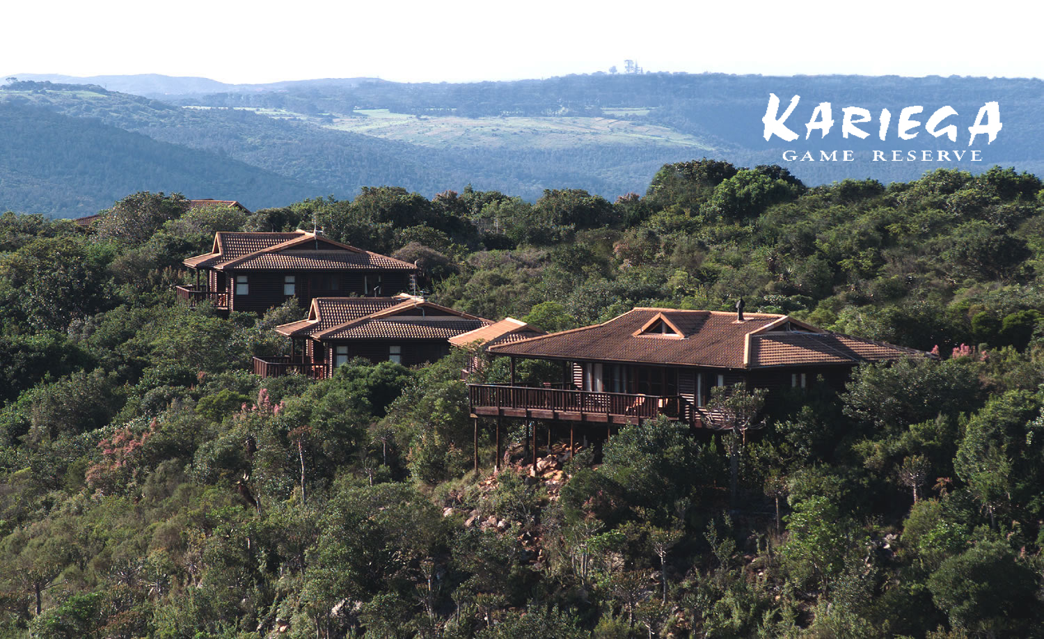 Nestled in the African bush, Main Lodge looks out over the surrounding hills and valleys.