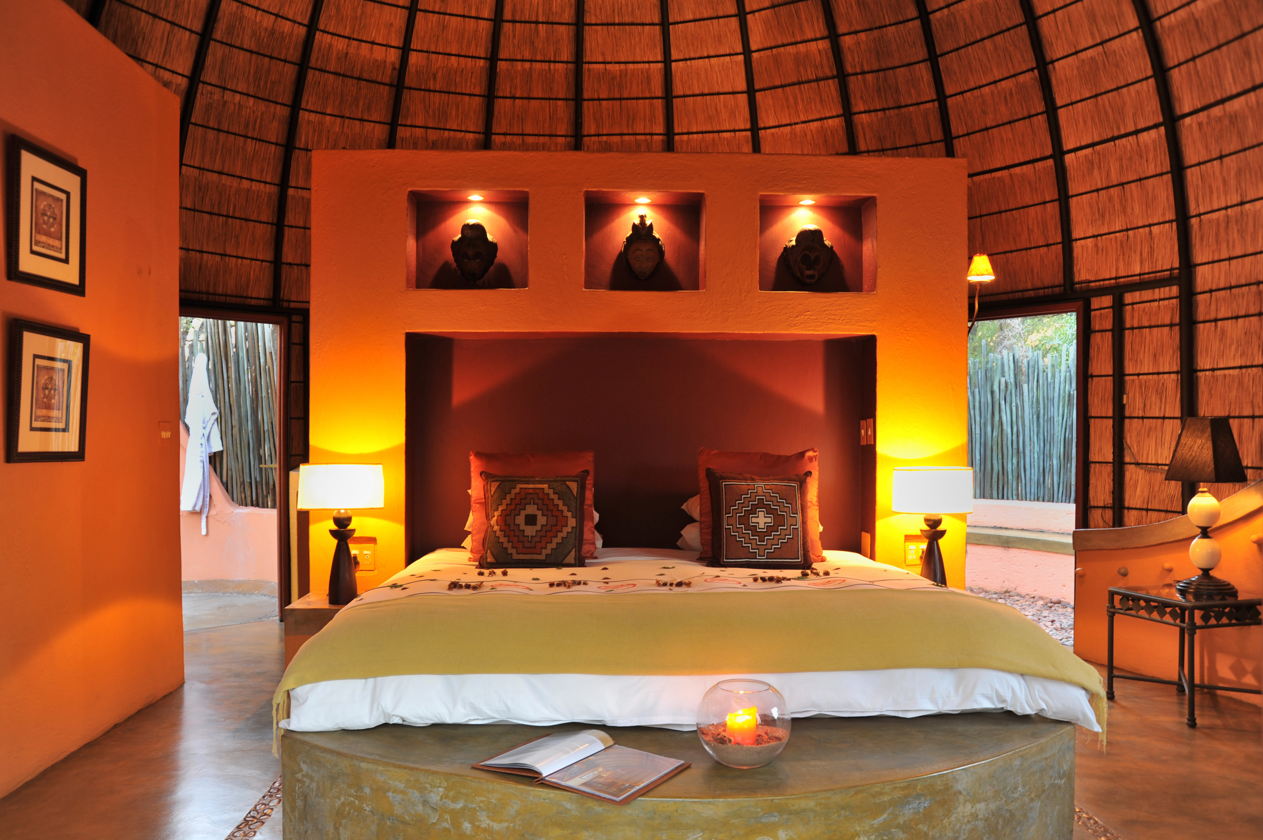 Interior of the room at Hoyo Hoyo Safari Lodge