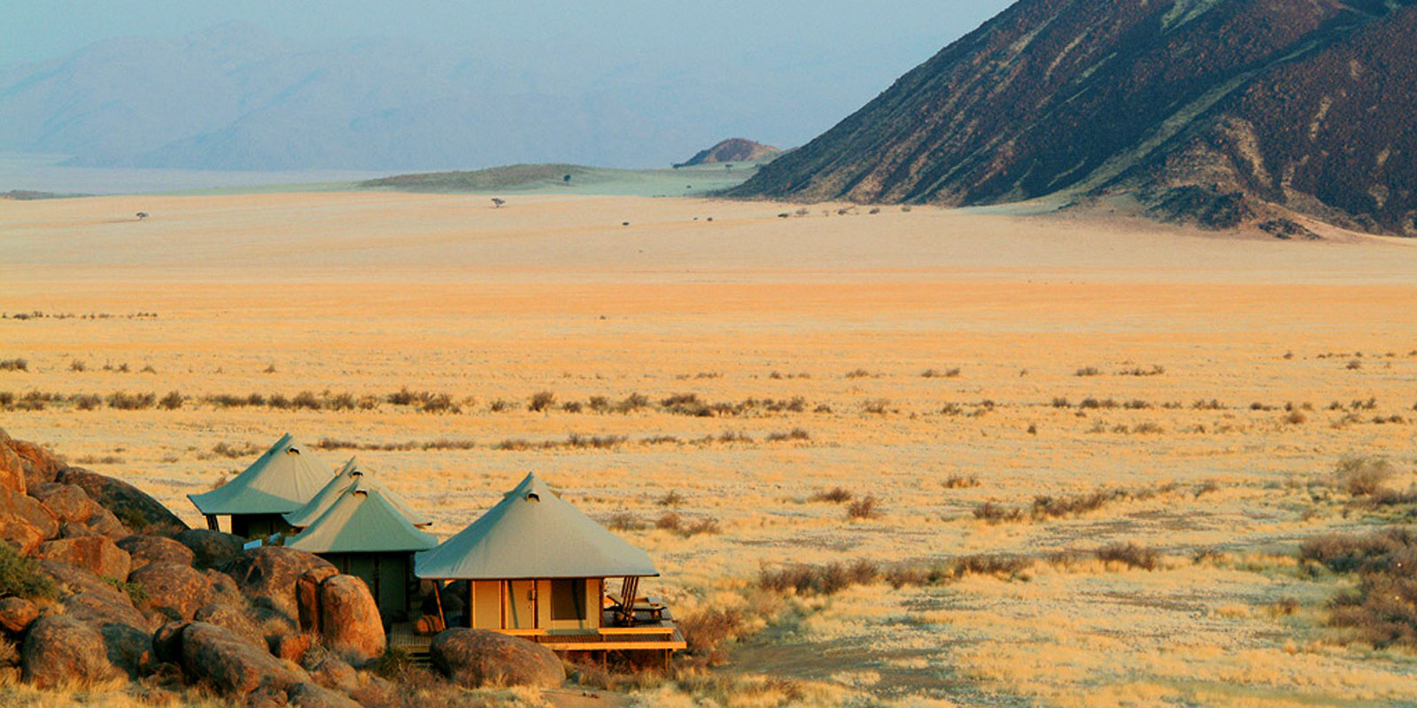 Tented rooms with spectacular views of the landscape