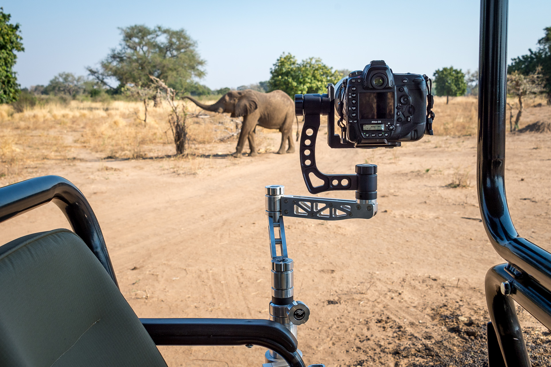 A special gimbal head and stabiliser mount are fitted on the Little Ruckomechi vehicle
