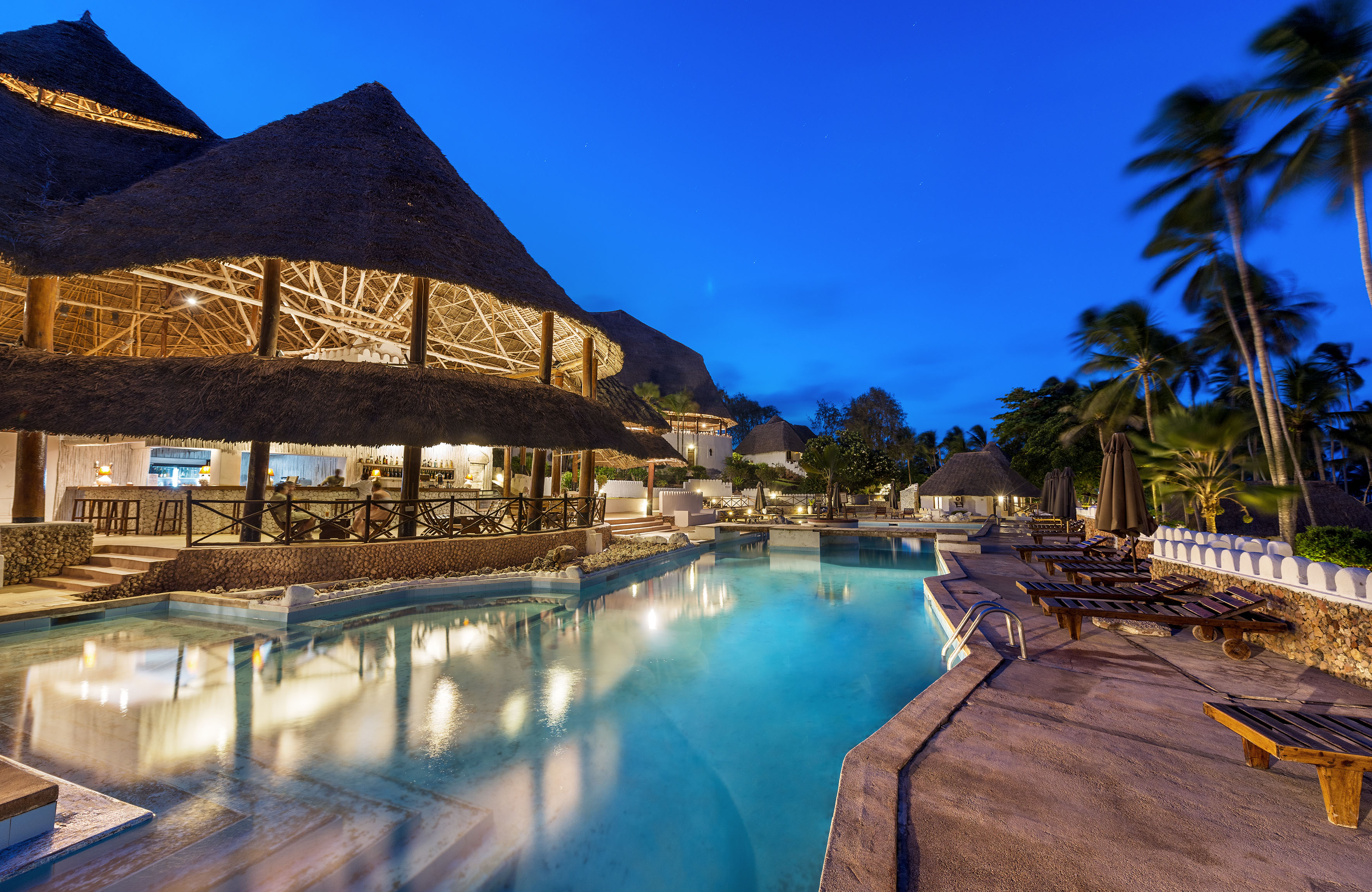 Enjoy the Diamonds hospitality 