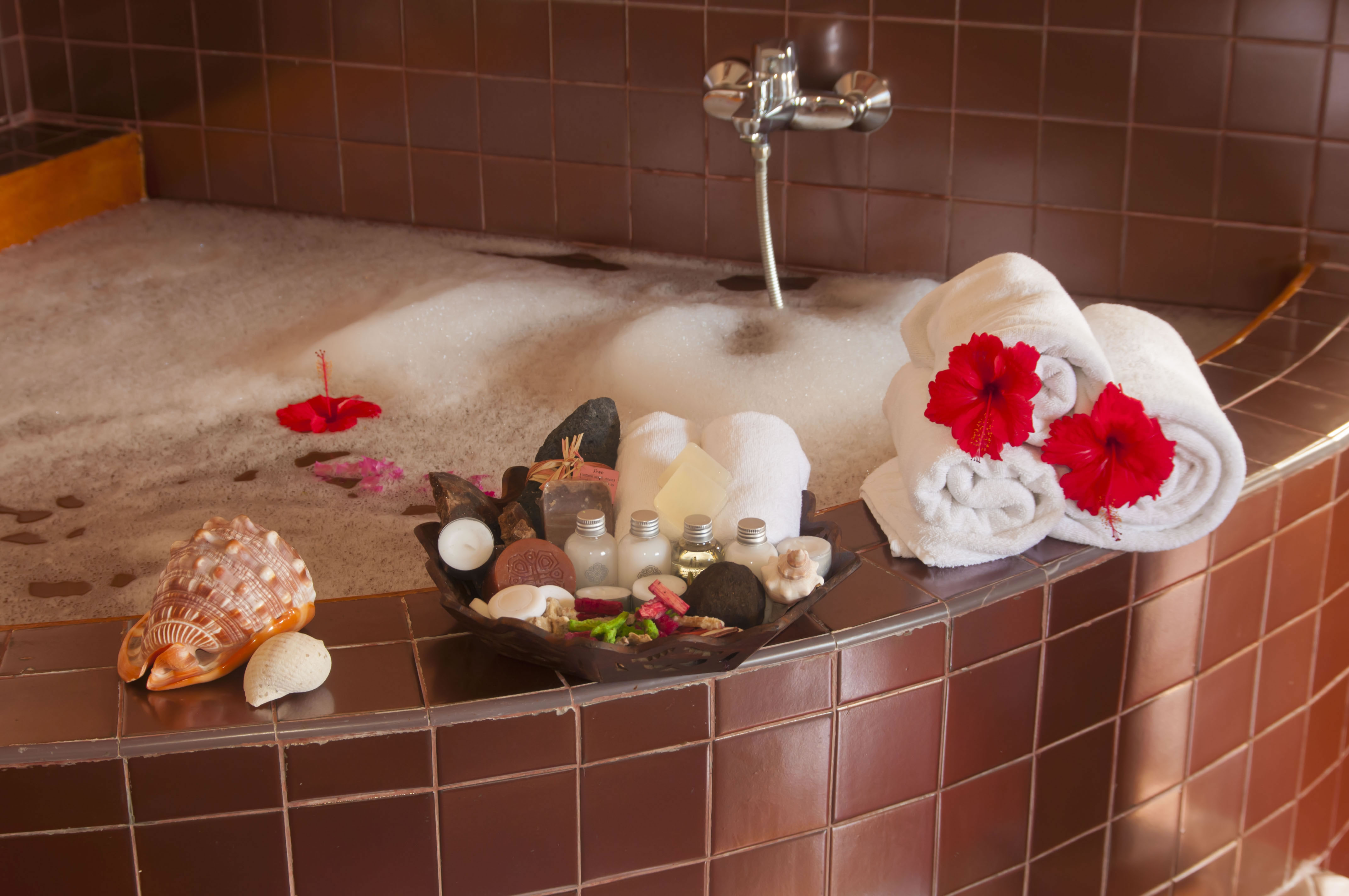 Plunge in your private bath