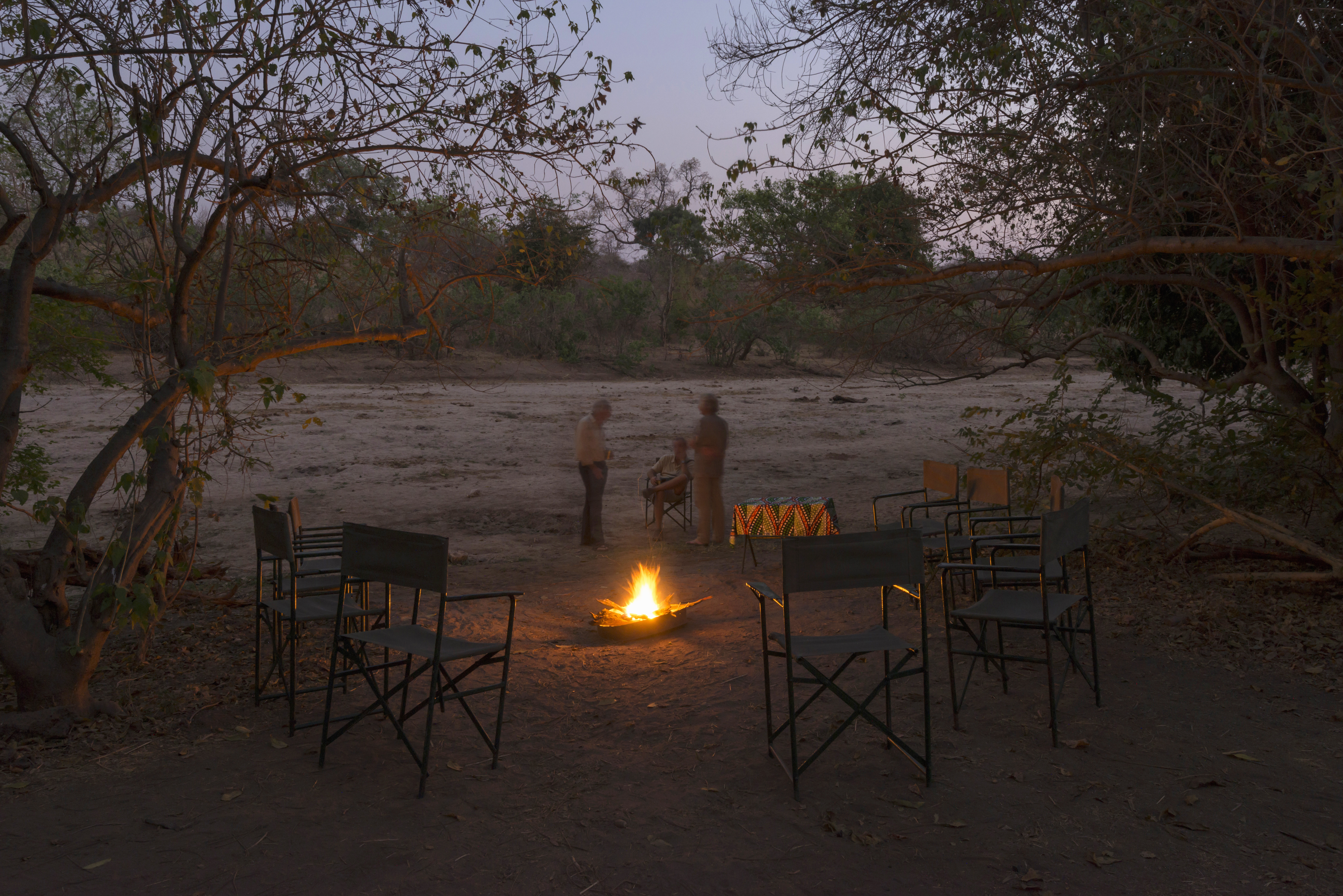 After a long days walking adventure, relax and watch the wildlife on the Chiatke riverbed as the sunsets.