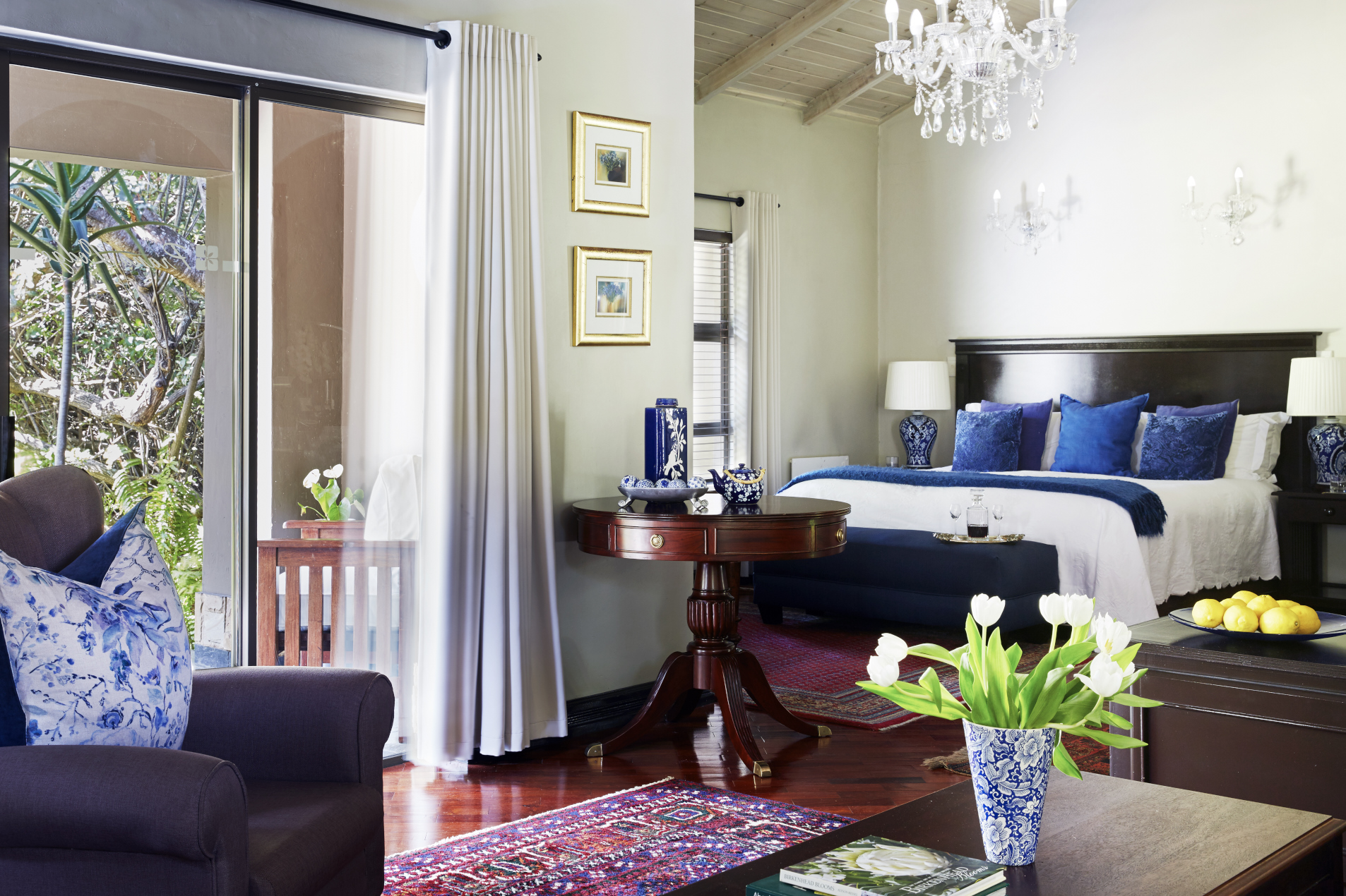 Exectutive Suite, each with its own private plunge pool and garden.