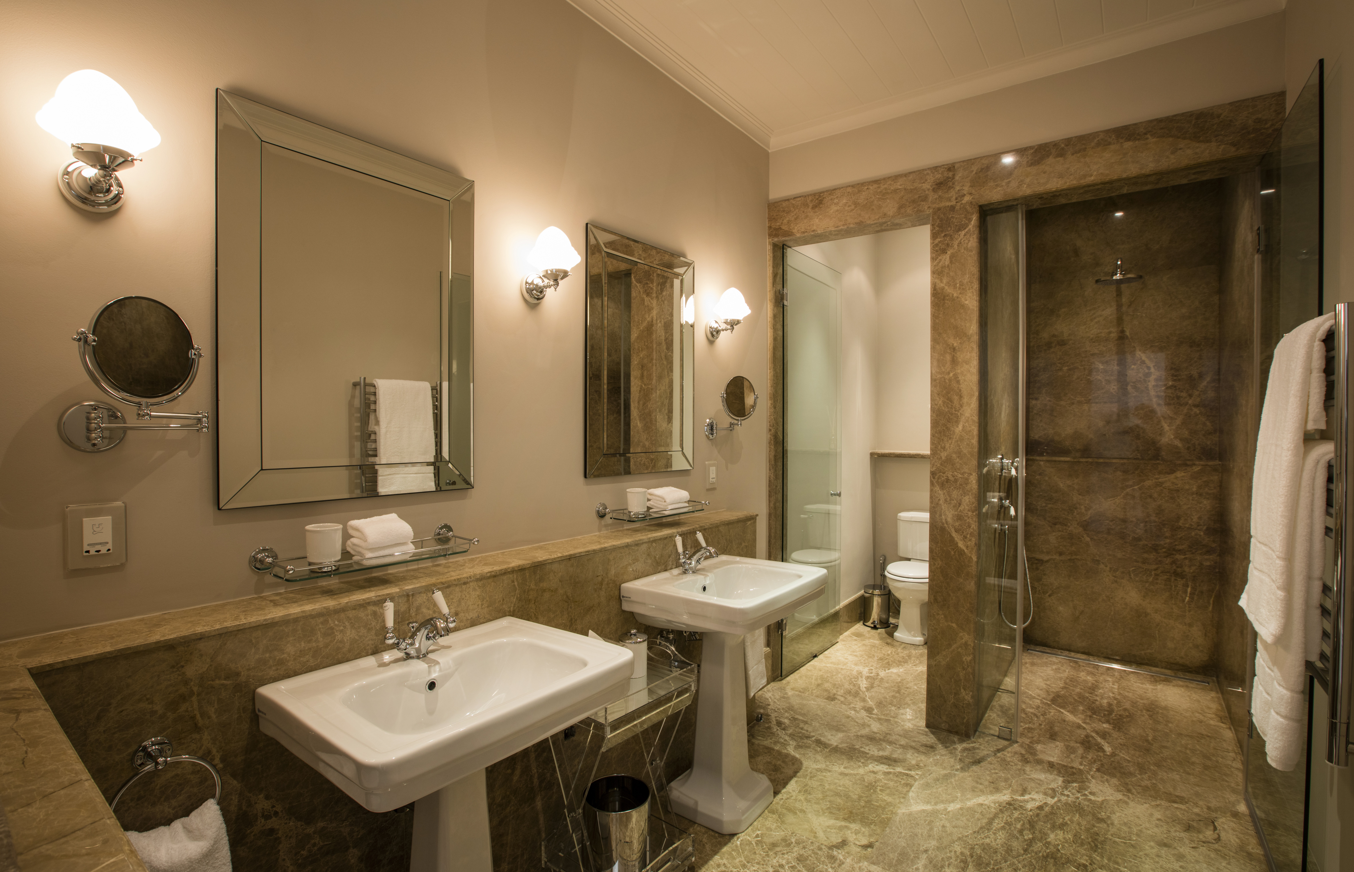 Classic Room Bathroom