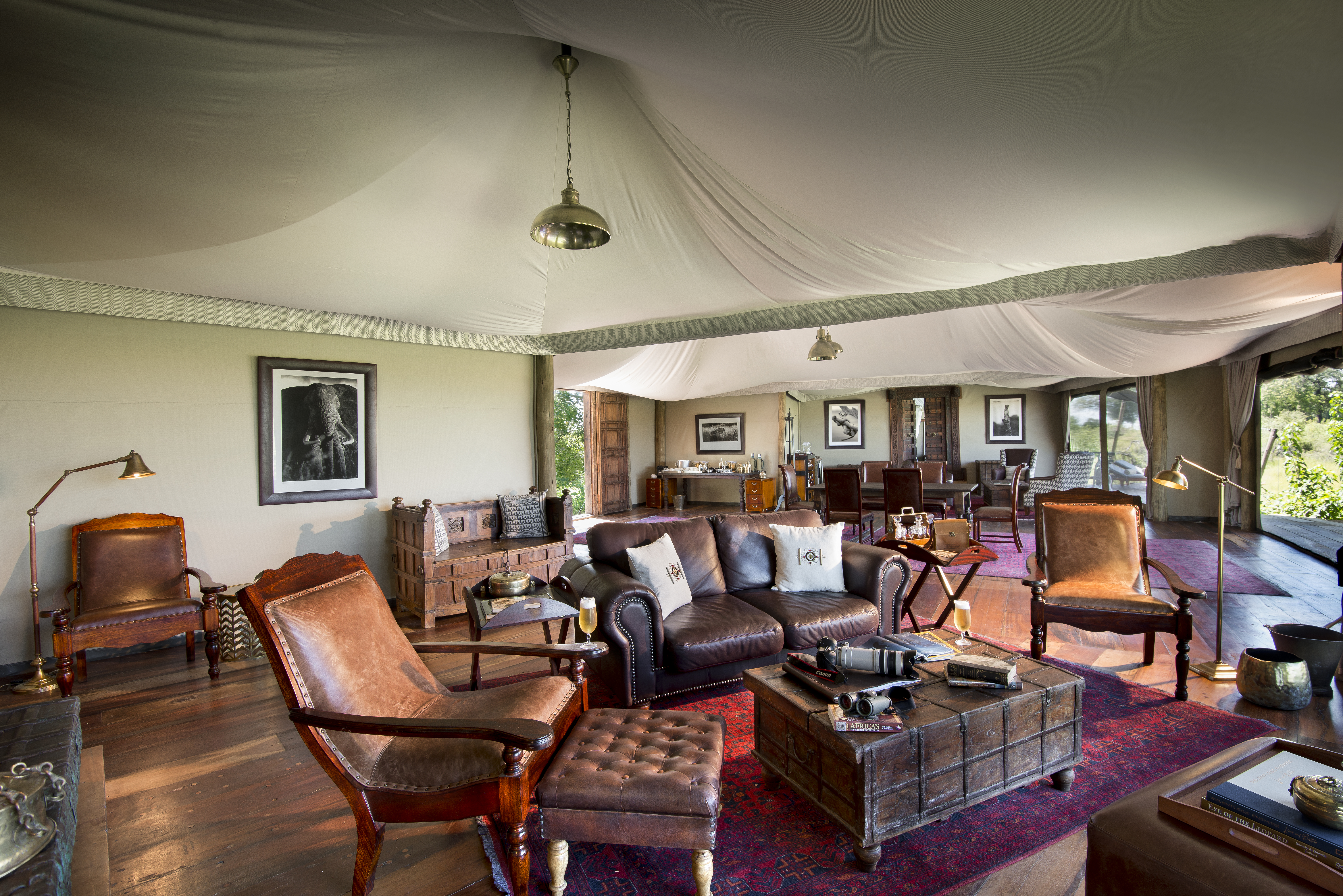 Duba Plains Suite Common Area