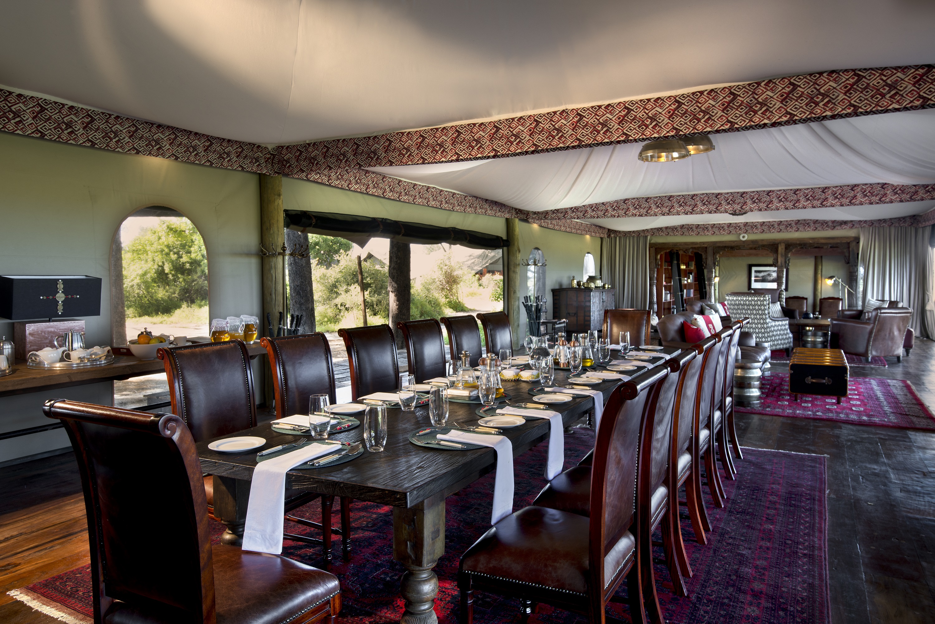 Duba Plains Dining