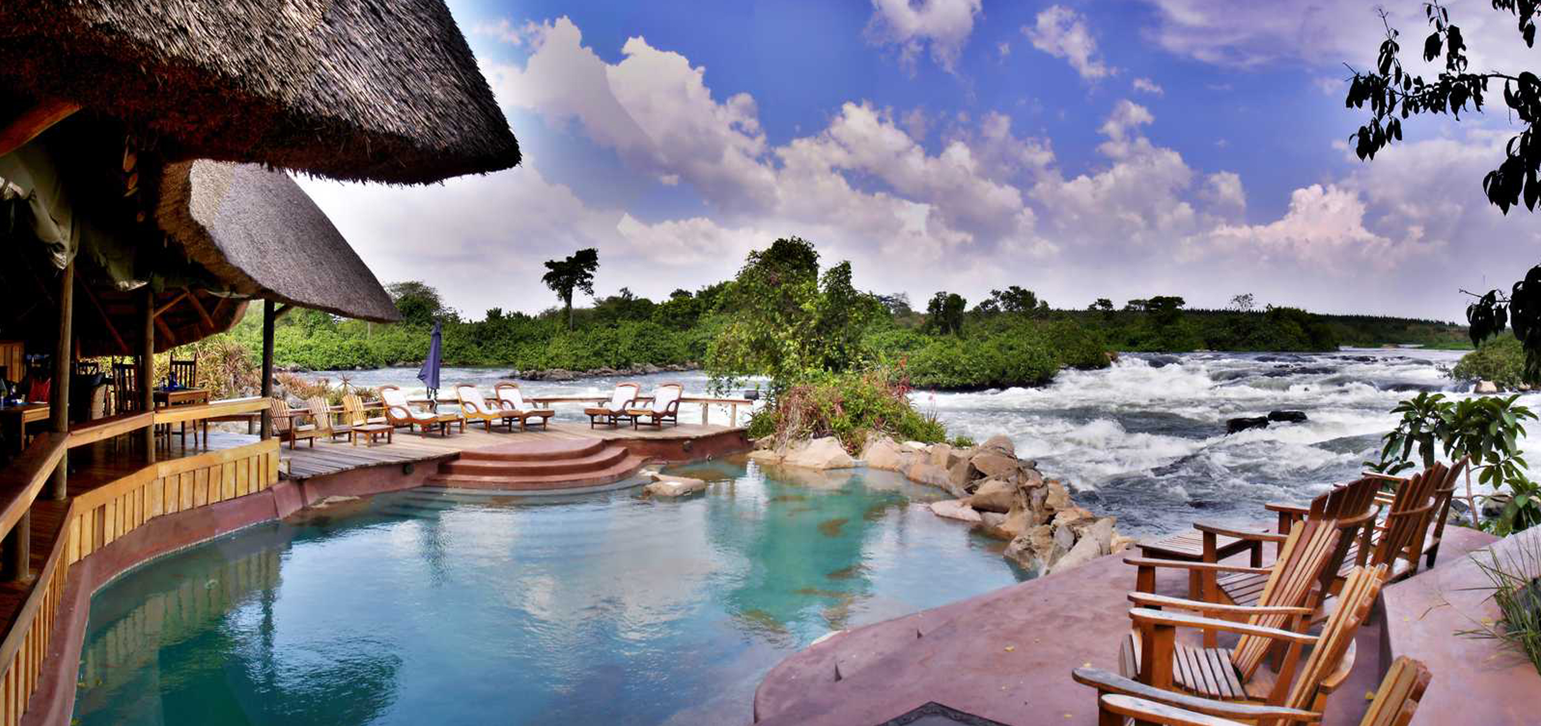 Lovely views of the rock pool and the River Nile